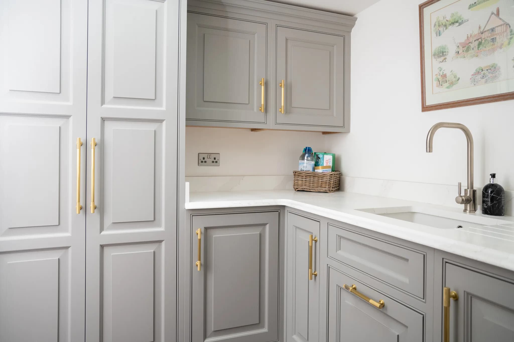 traditional-shaker-utility-room-colchester-handmade-kitchen-company-essex (1)-2