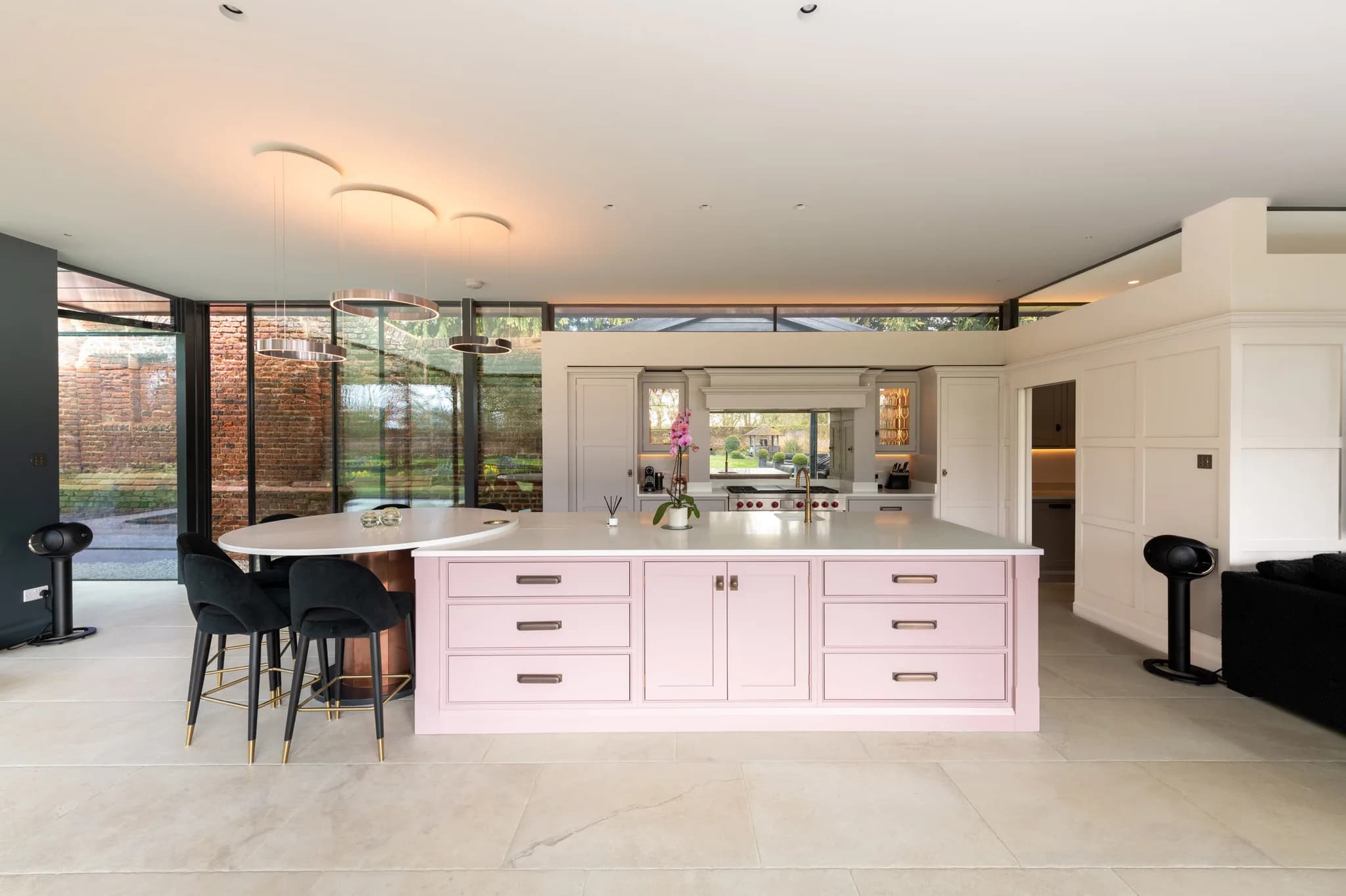 Classic-in-frame-shaker-style-kitchen-little-hadham-handmade-kitchen-company (1 (3)-2