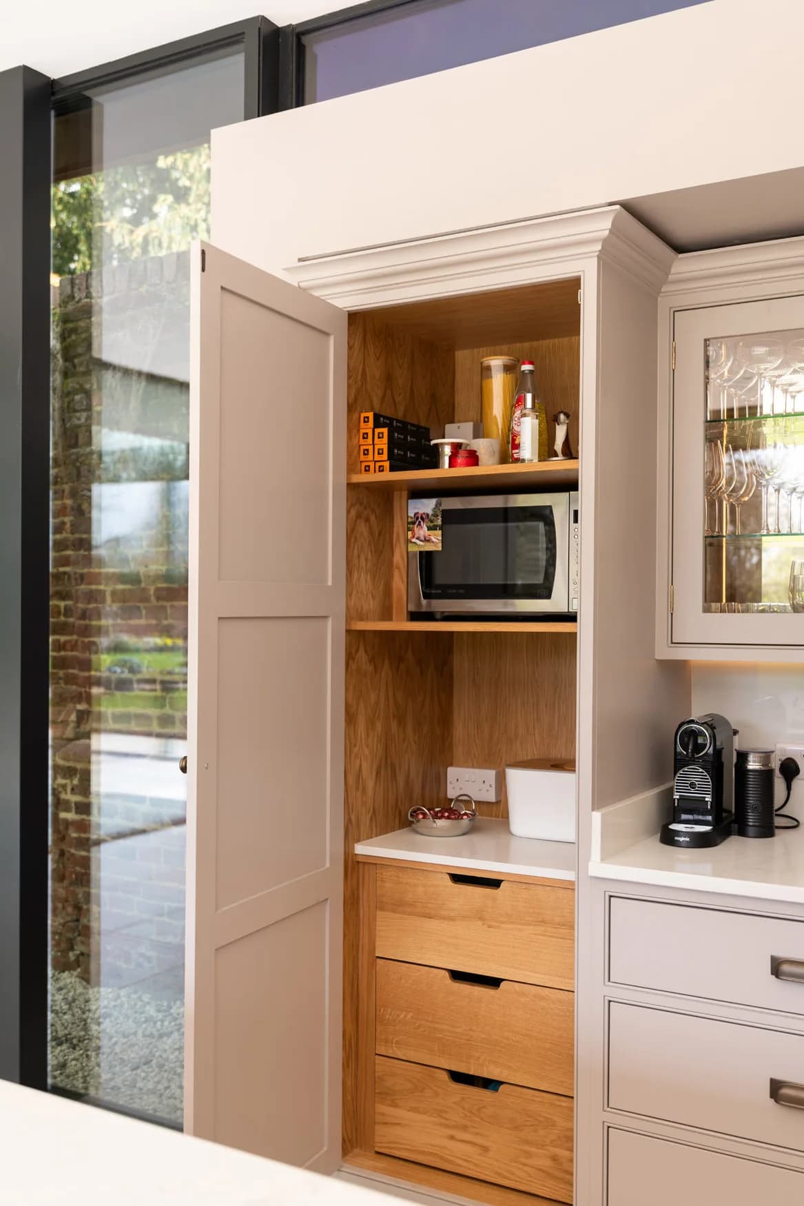 Classic-in-frame-shaker-style-kitchen-little-hadham-handmade-kitchen-company (1 (66)