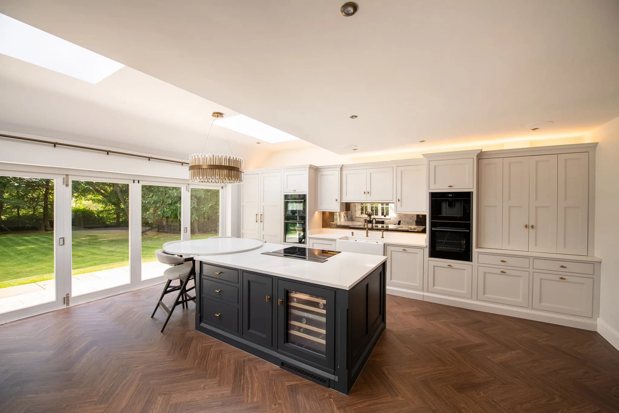 Classic-in-frame-shaker-style-kitchen-welwyn-garden-city-handmade-kitchen-company (1)