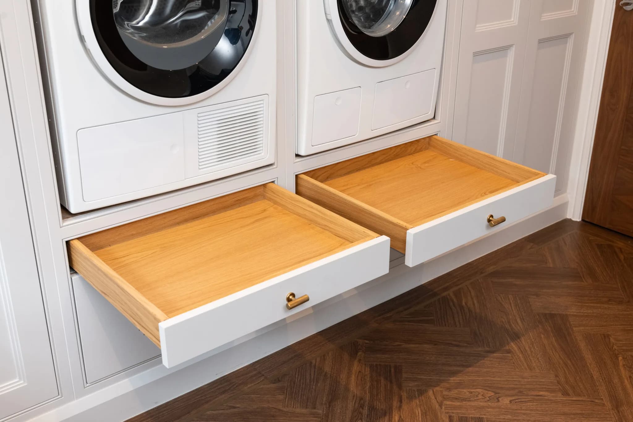 Classic-in-frame-shaker-style-utility-welwyn-garden-city-handmade-kitchen-company (20)