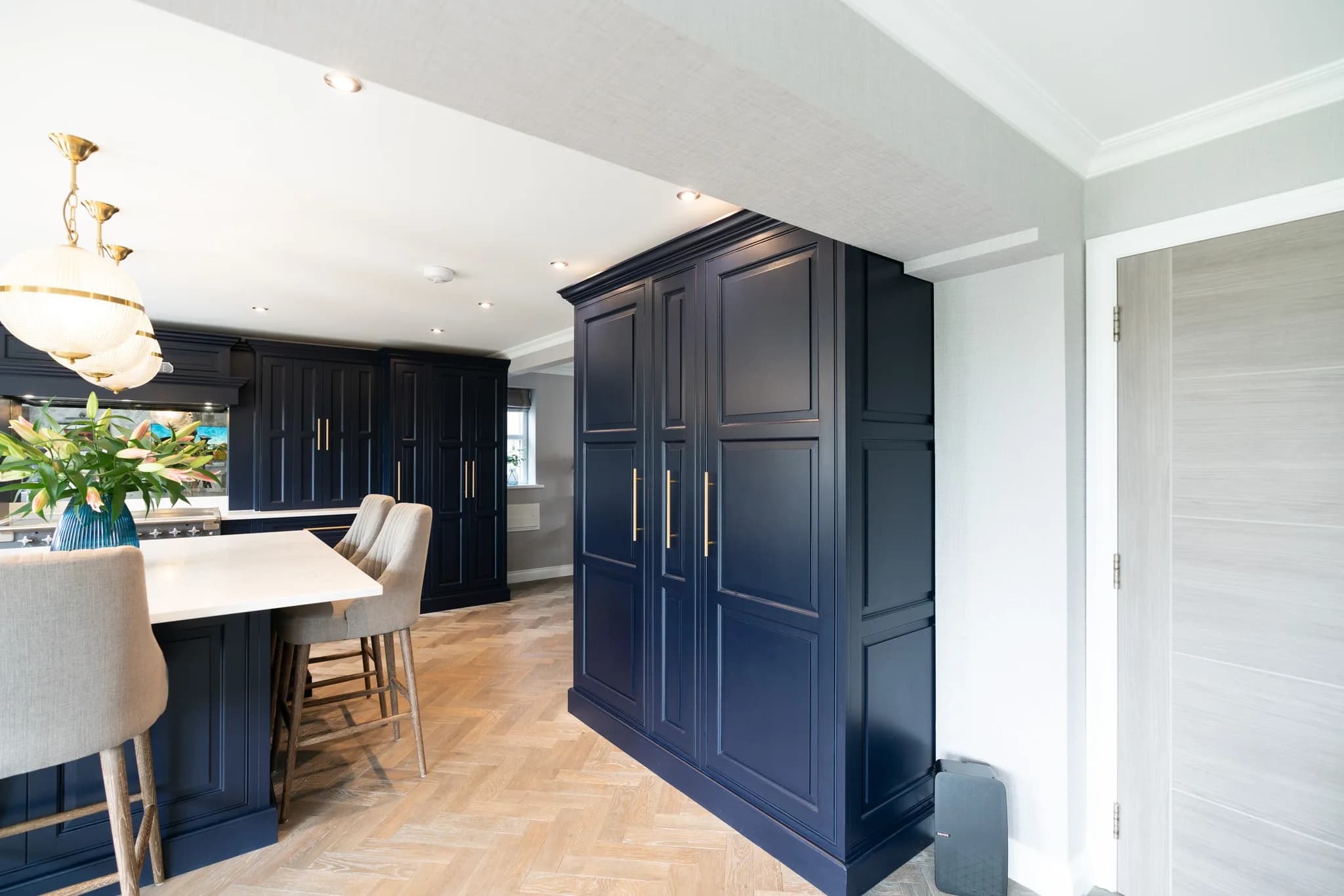 blue-traditional-shaker-kitchen-saltby-leicestershire-handmade-kitchen-co-essex (5)