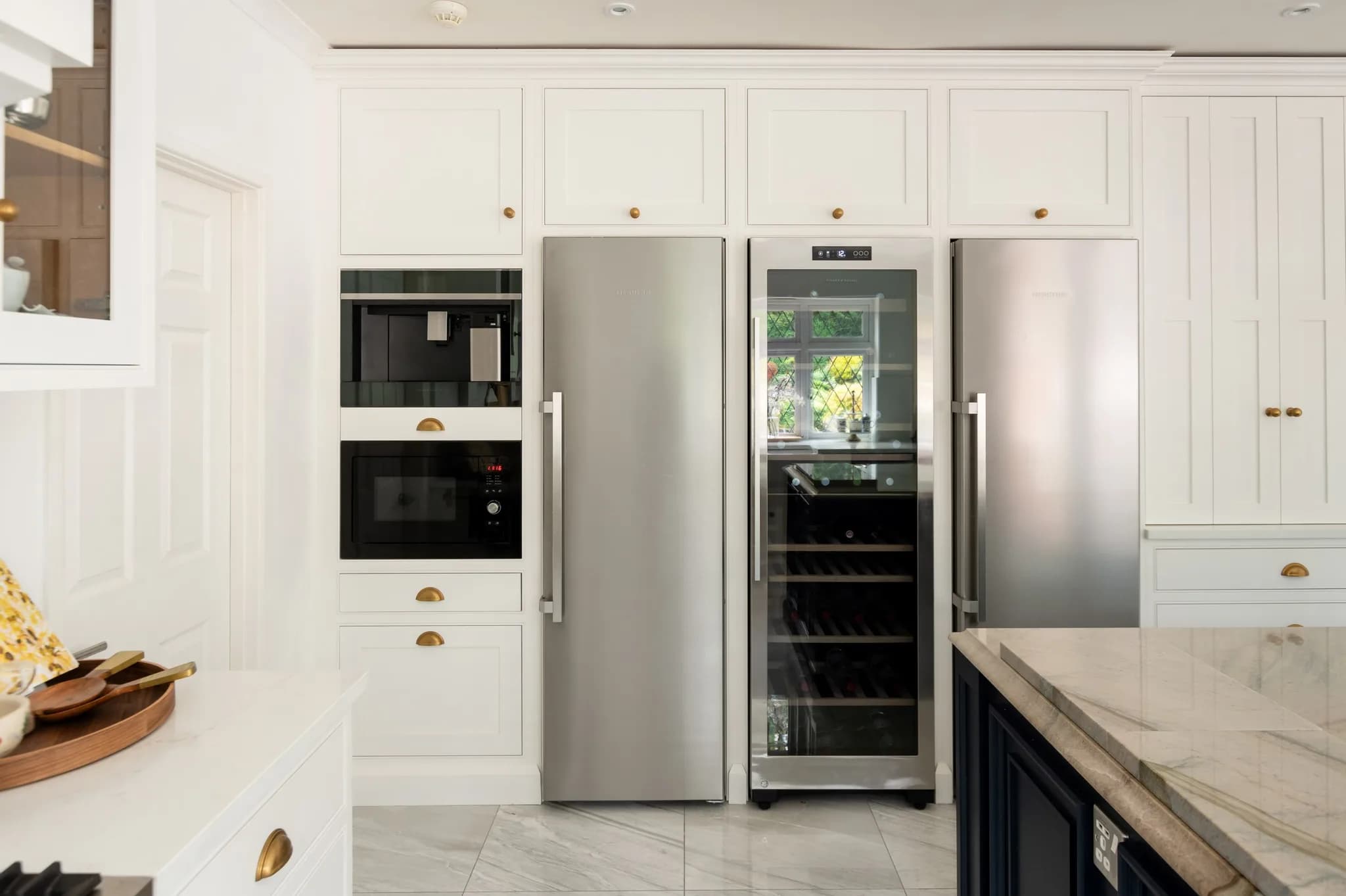 classic-in-frame-cock-bead-handleless-mapesbury-combination-bespoke-shaker-kitchen-hutton-handmade-kitchen-company (24)