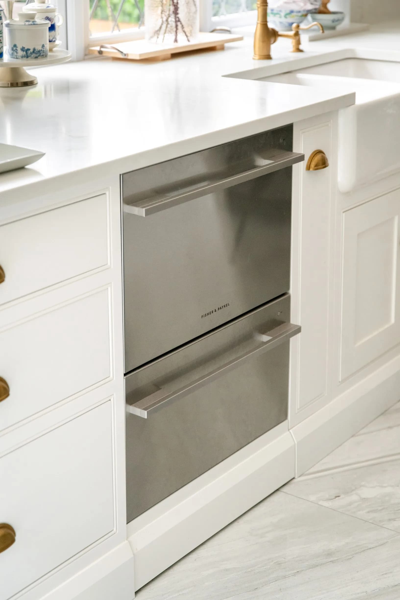 Fisher & Paykel DishDrawer™ Dishwashers: The Art of Convenience