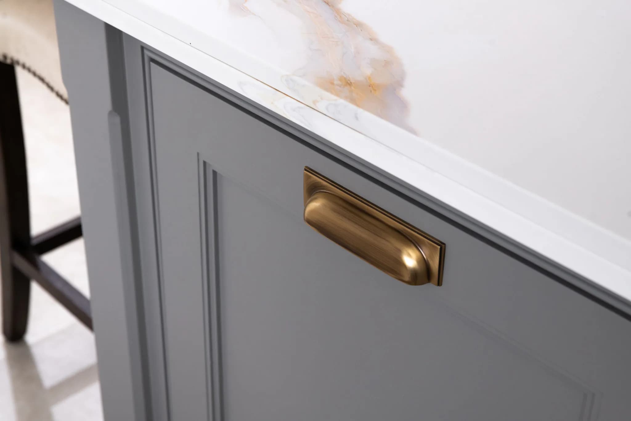 classic-in-frame-double-bead-flat-front-shaker-kitchen-felsted-handmade-kitchen-company-essex (11)