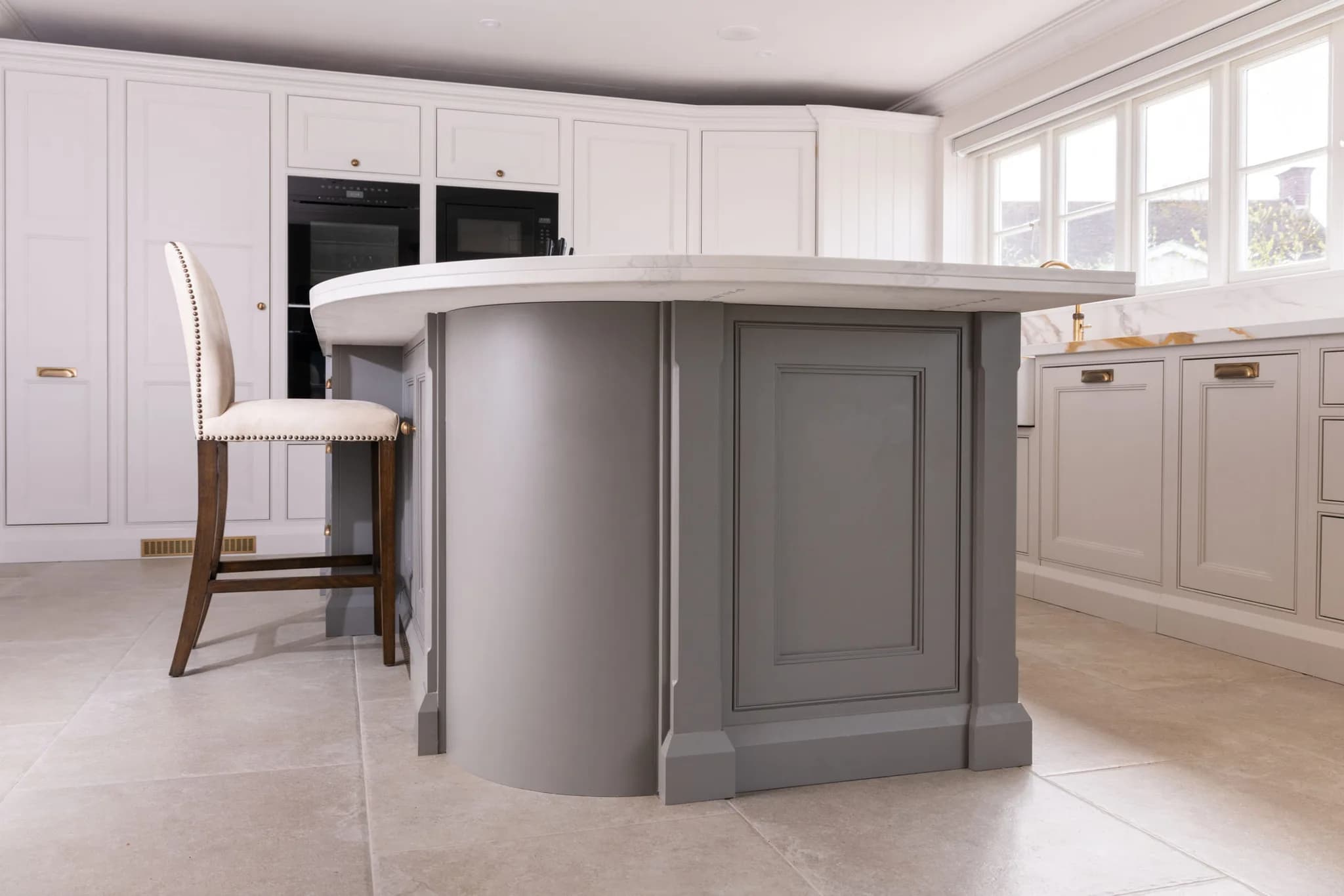 classic-in-frame-double-bead-flat-front-shaker-kitchen-felsted-handmade-kitchen-company-essex (14)