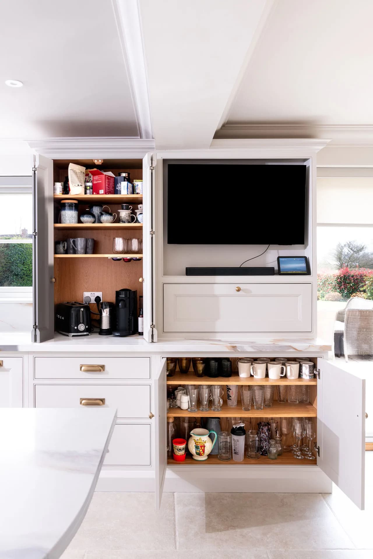 classic-in-frame-double-bead-flat-front-shaker-kitchen-felsted-handmade-kitchen-company-essex (26)