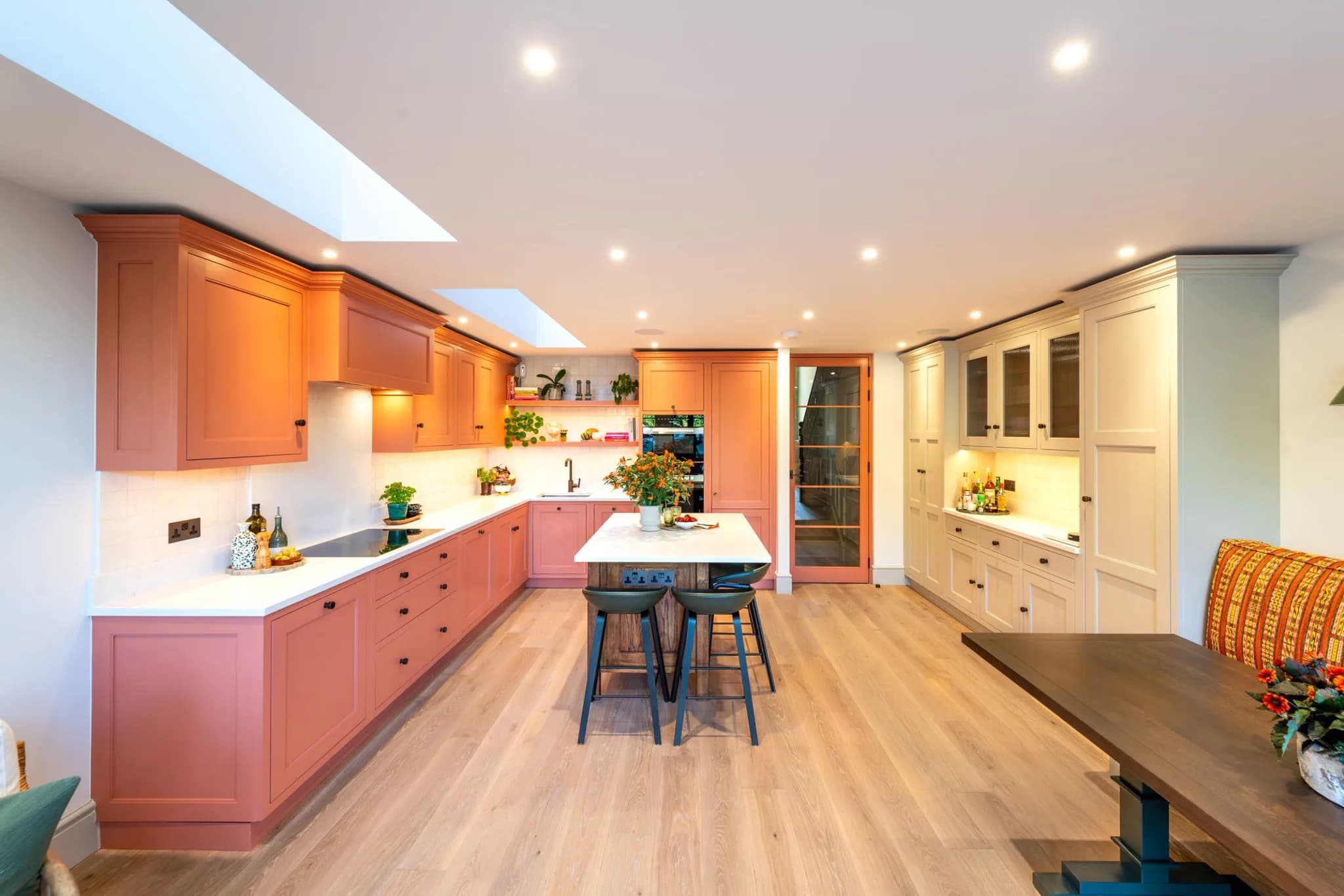 Classic In-Frame Shaker Plain Front & Single Square Bead Kitchen 112 - Clapham, London