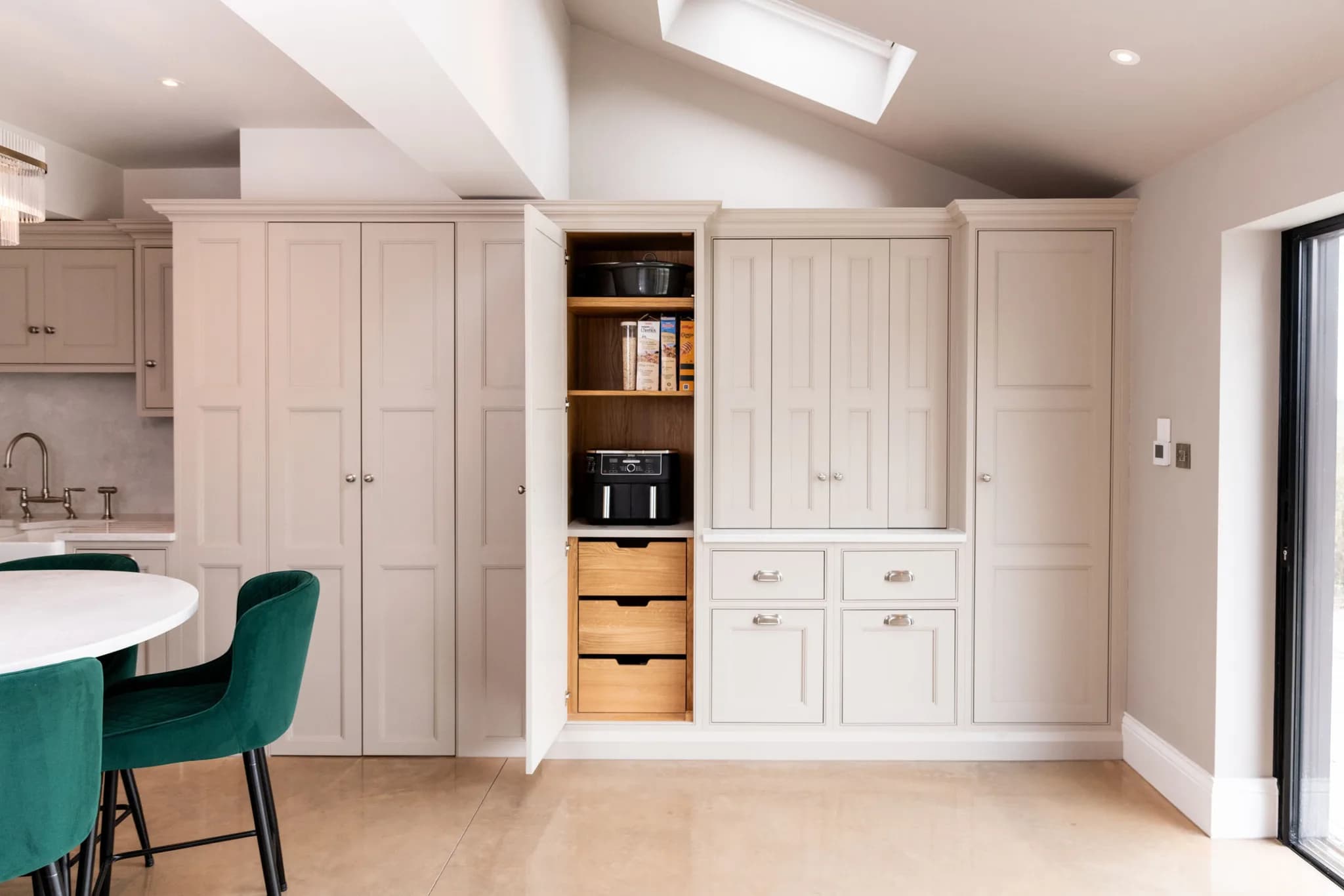 classic in-frame square beaded bespoke shaker kitchen much hadham - handmade kitchen company essex (42)-4