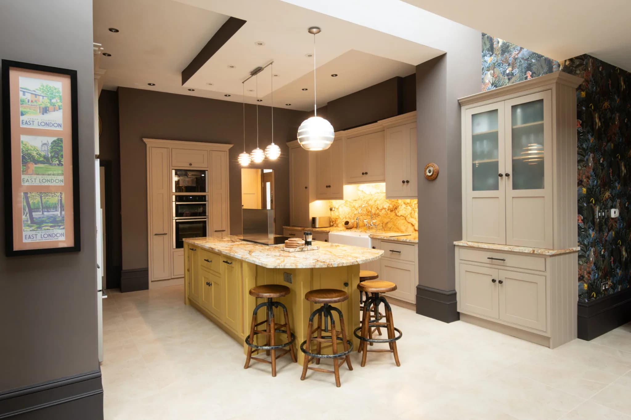 Classic In-Frame Shaker 92 - Wanstead, London