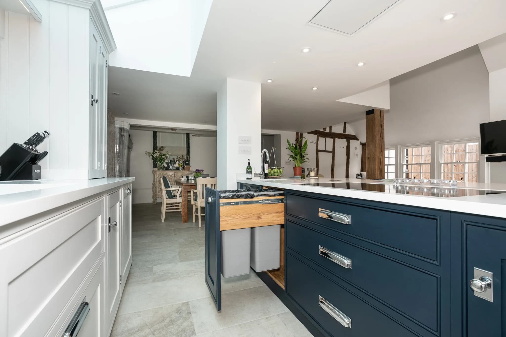 classic-shaker-style-kitchen-58-hatfield-broad-oak-handmade-kitchen-co-essex (16) (Custom)