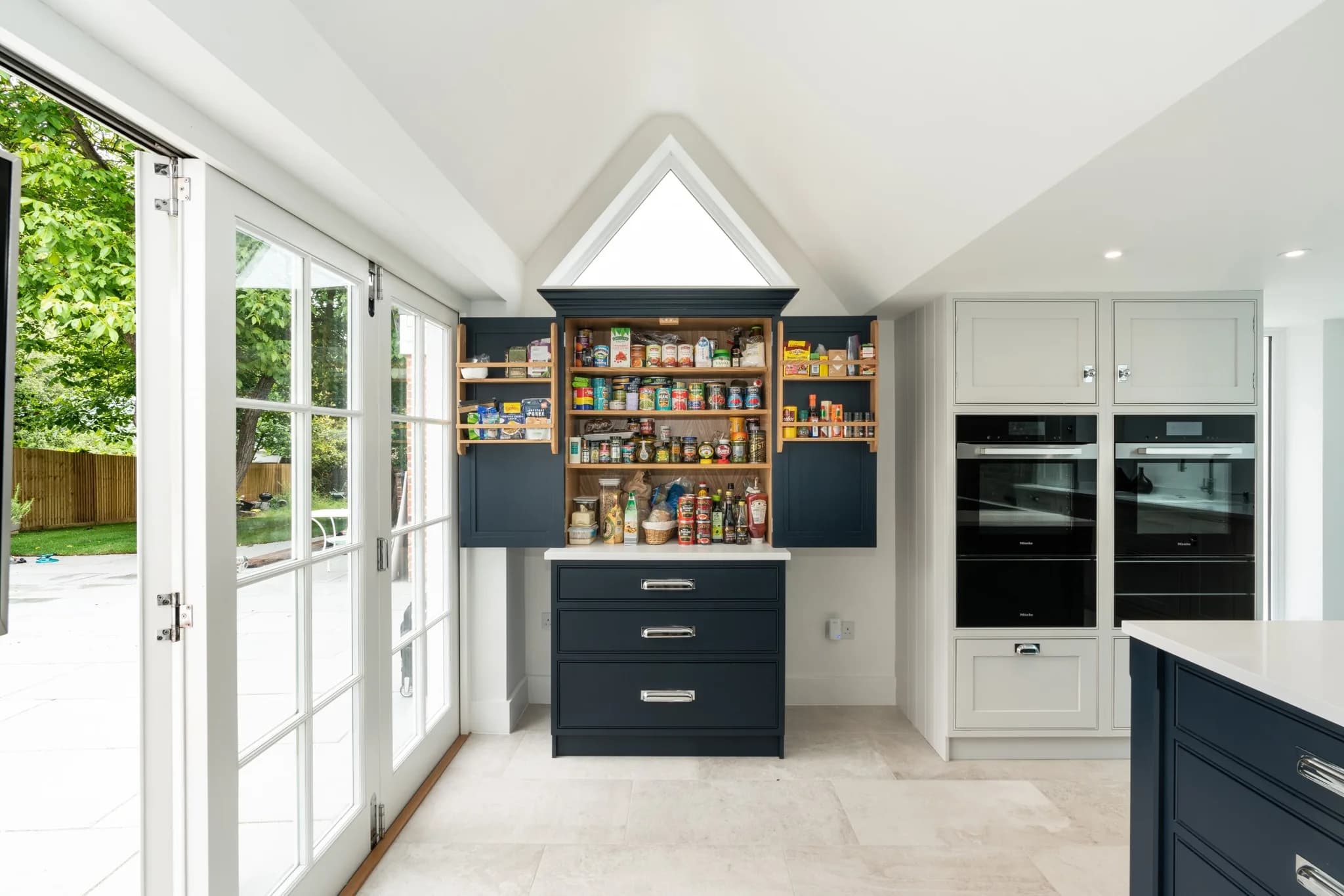 classic-shaker-style-kitchen-58-hatfield-broad-oak-handmade-kitchen-co-essex (6) (Custom)