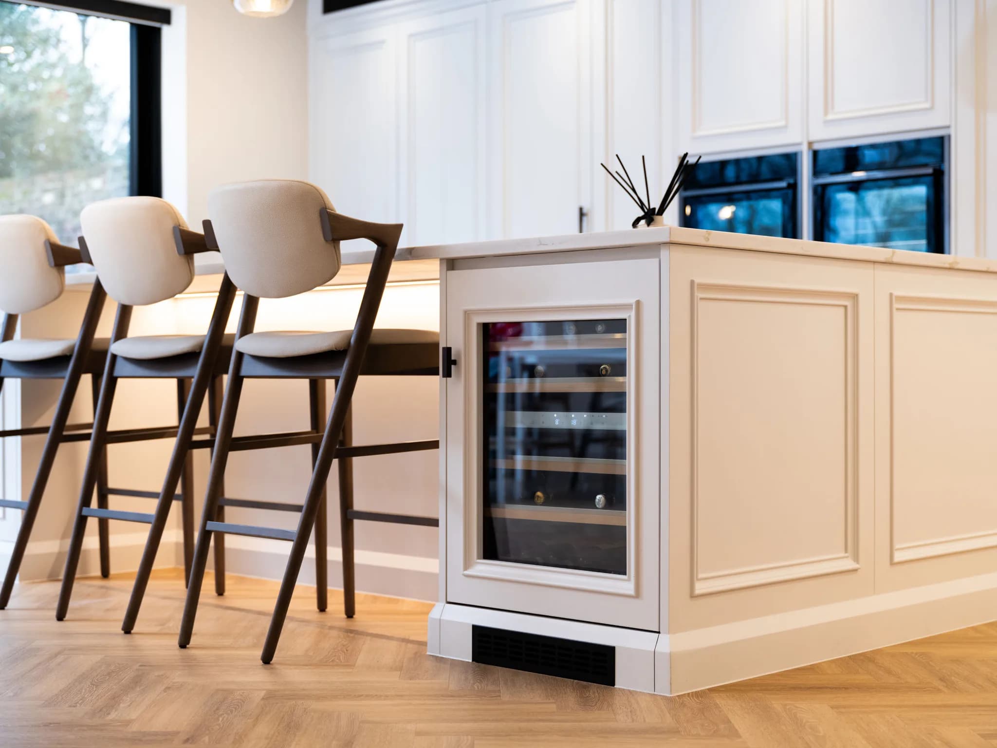 handleless-bespoke-soft-mapesbury-shaker-kitchen-woodford-green-handmade-kitchen-company-essex (12)