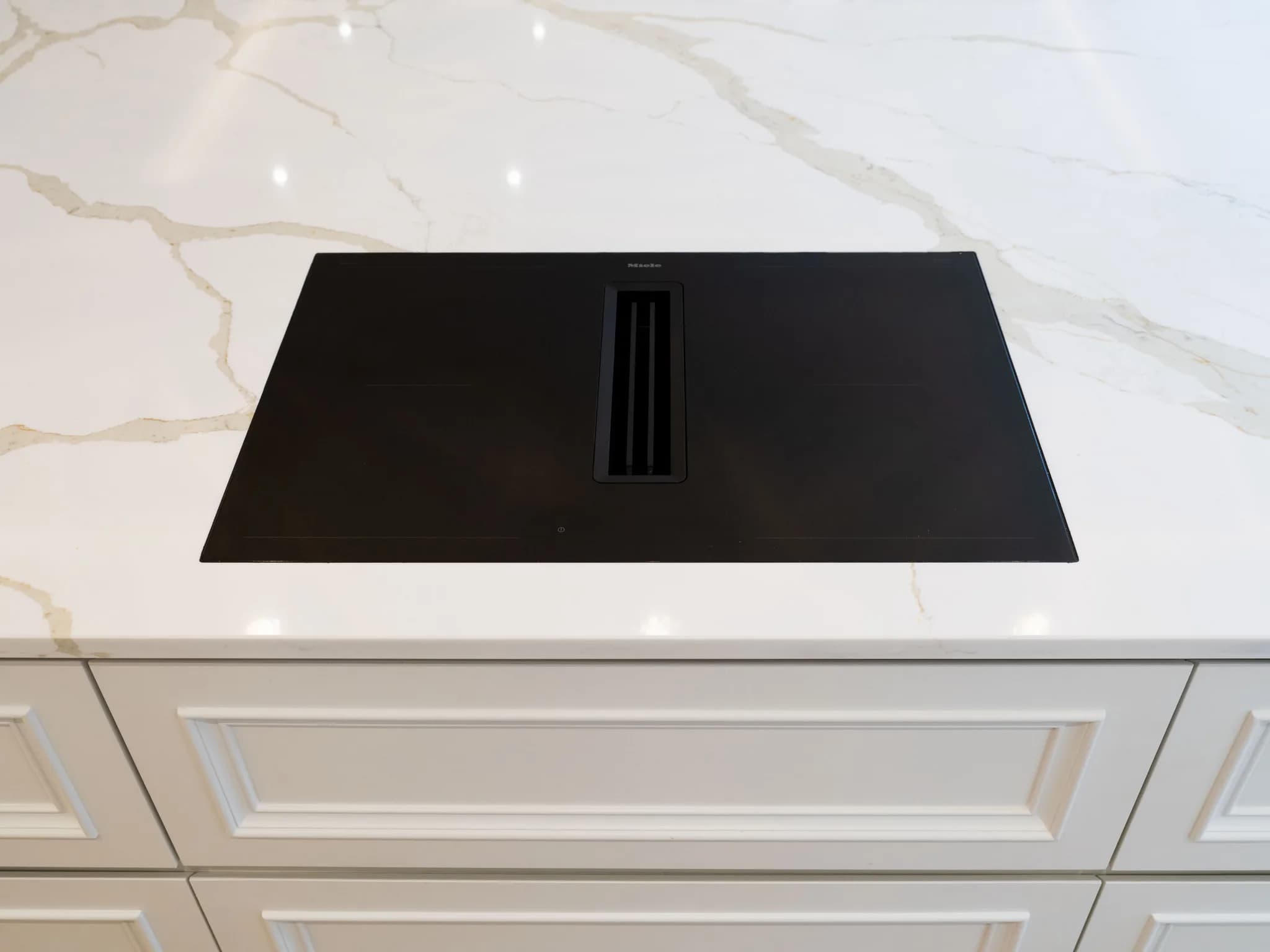 handleless-bespoke-soft-mapesbury-shaker-kitchen-woodford-green-handmade-kitchen-company-essex (42)