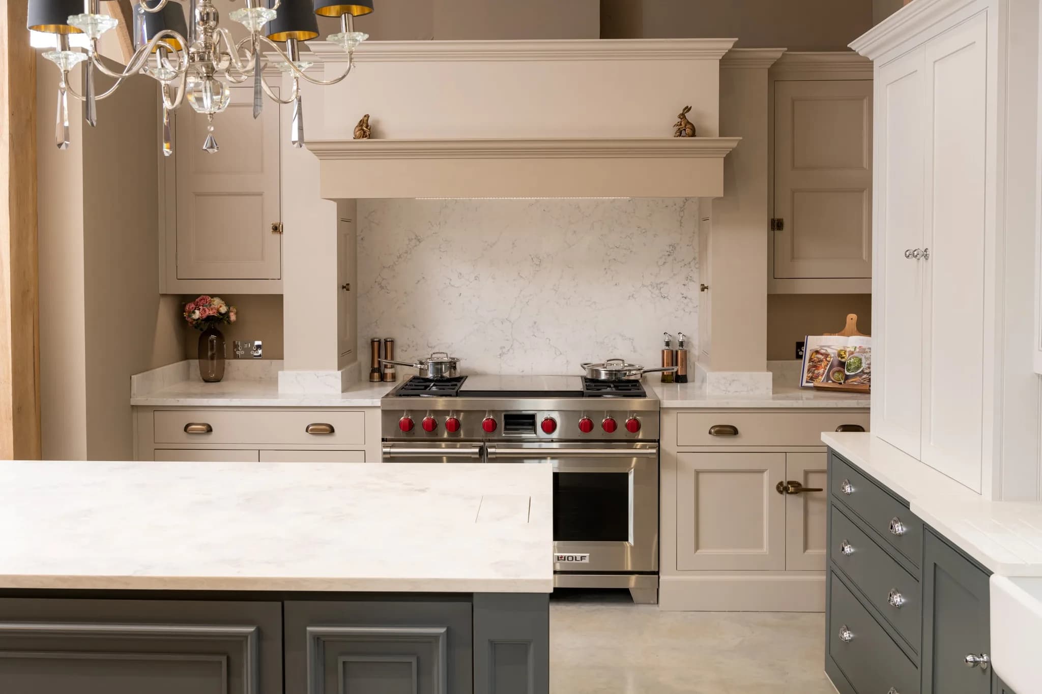 Hosting the Perfect Dinner Party with Sub-Zero & Wolf Appliances