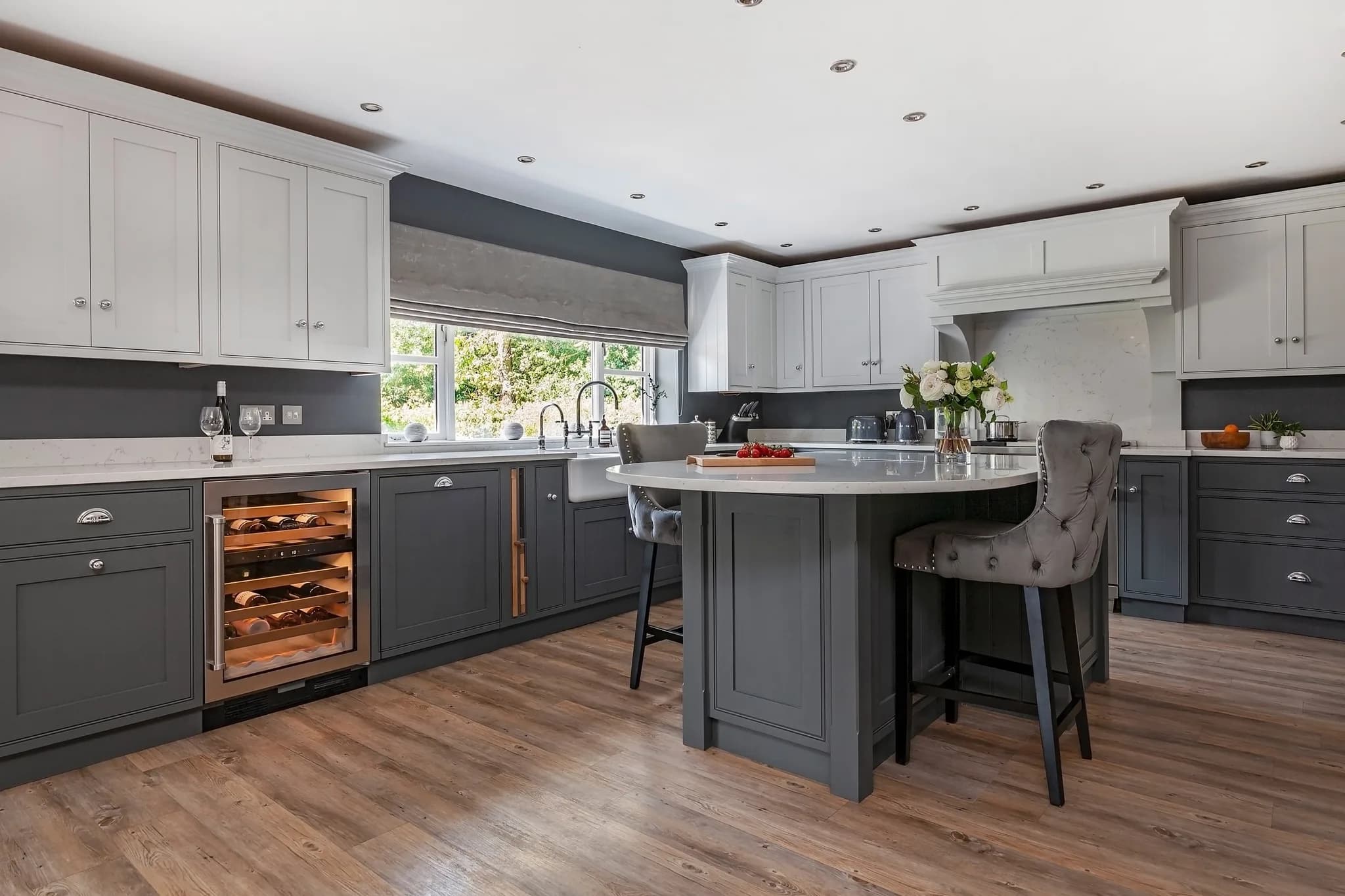 in-frame-shaker-kitchen-standon-herts-downpipe-dimpse-sub-zero-wolf-handmade-kitchen-co (15) (Custom)