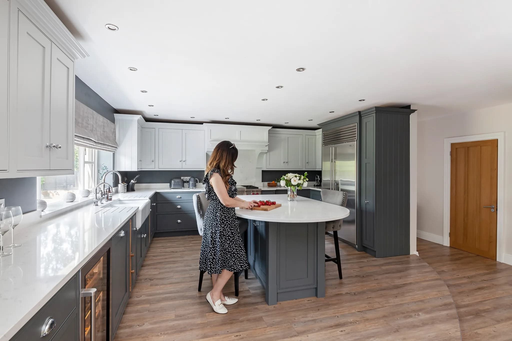 in-frame-shaker-kitchen-standon-herts-downpipe-dimpse-sub-zero-wolf-handmade-kitchen-co (17) (Custom)