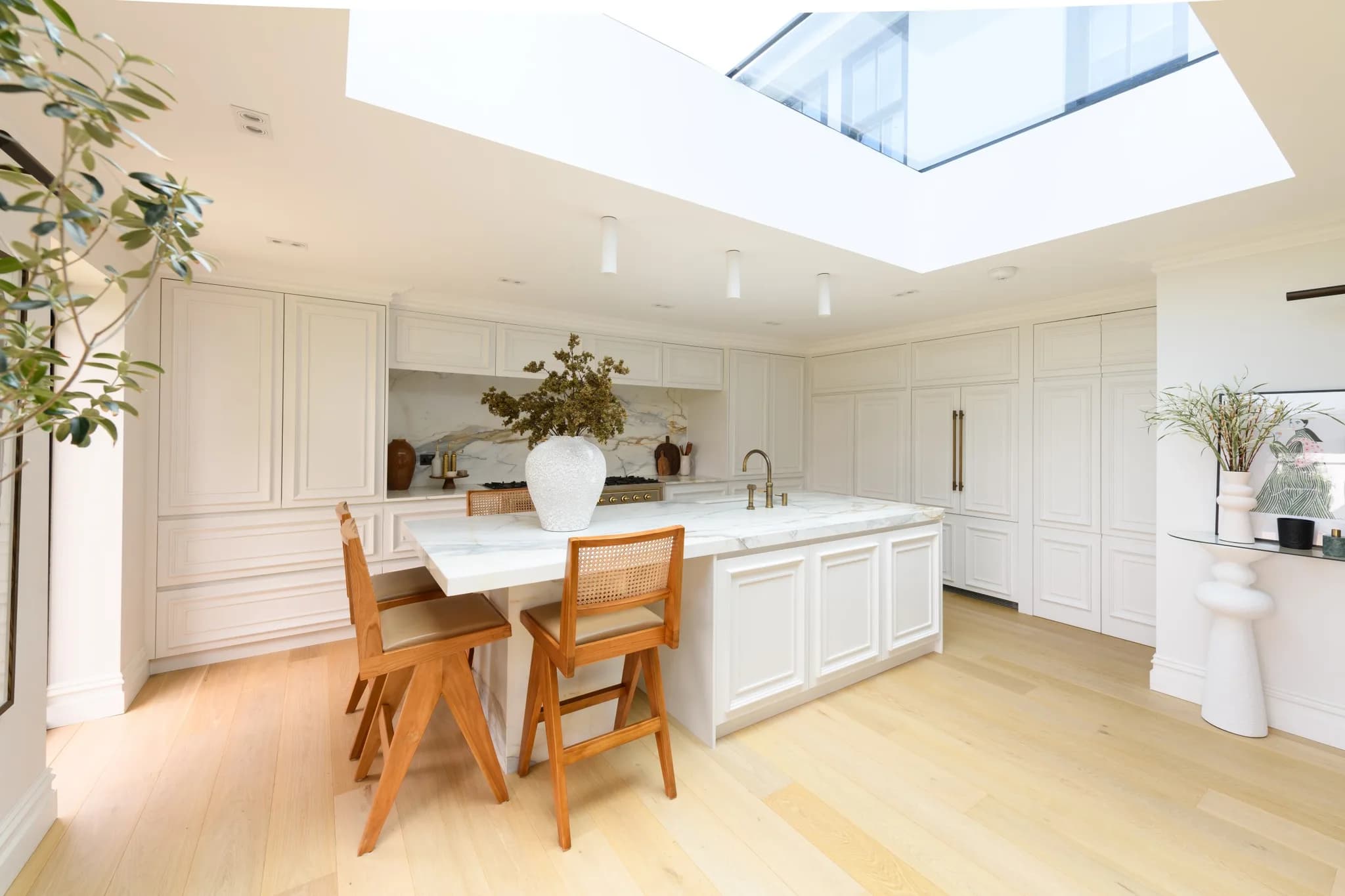 Handleless Traditional Mapesbury Kitchen 103 & Other Rooms - Essex