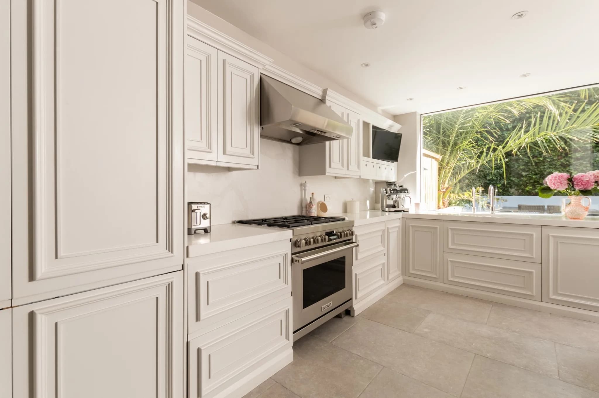 How to Choose a Kitchen Designer, and What to Bring to Your First Meeting