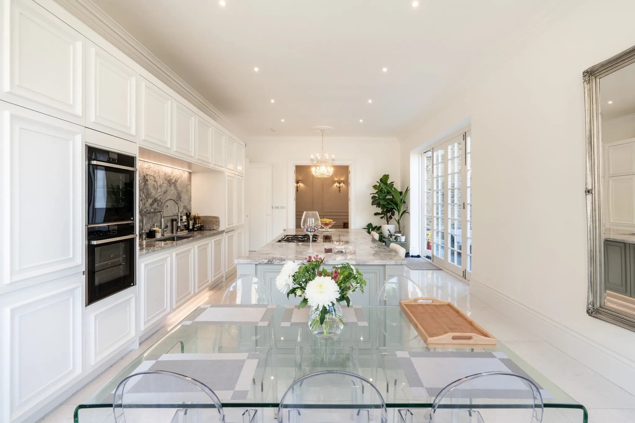 Designing a Shaker Kitchen with Old and New Elements