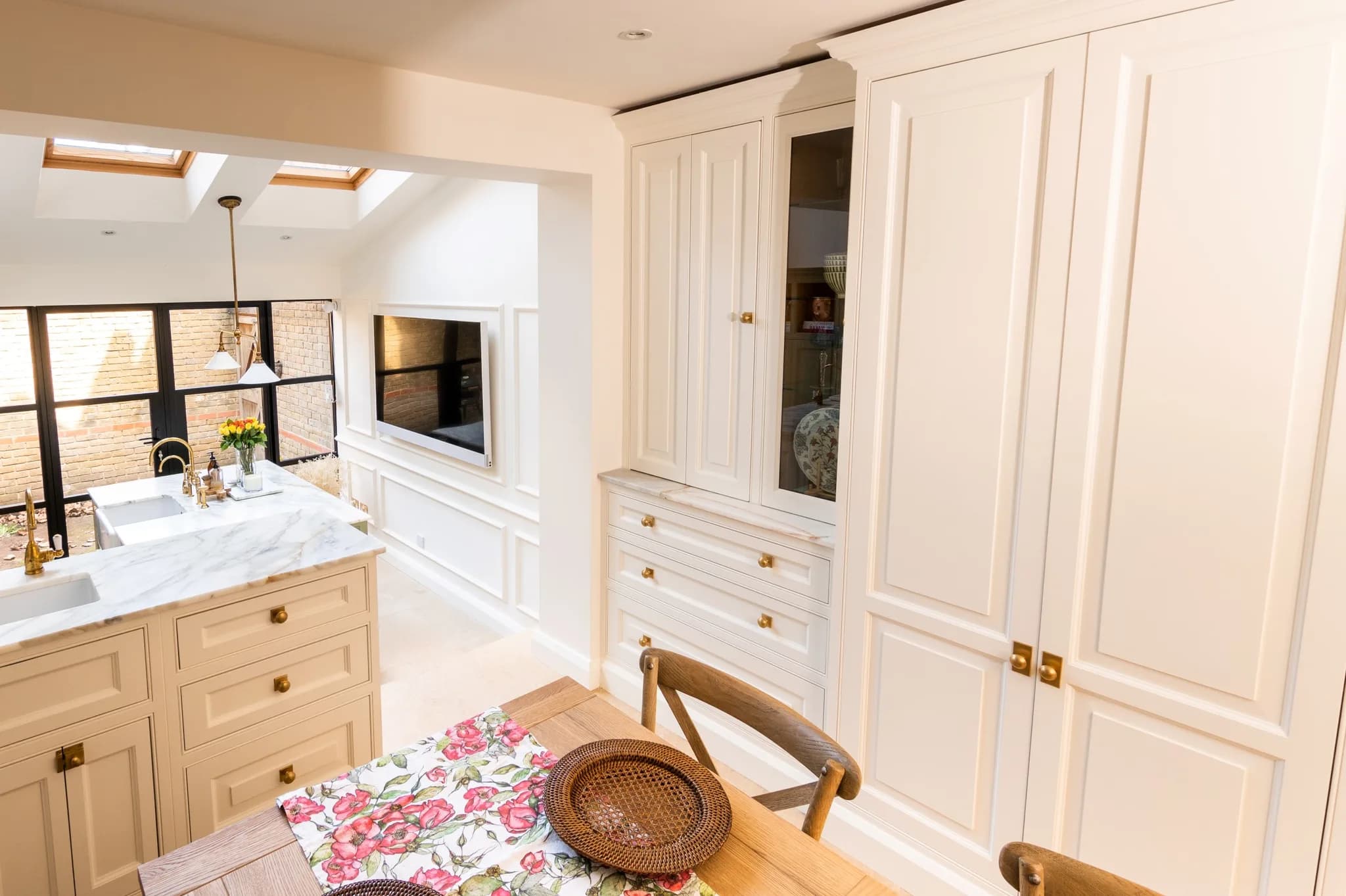 traditional-shaker-bespoke-handmade-kitchen-brunswick-quay-london-handmade-kitchen-company (21)