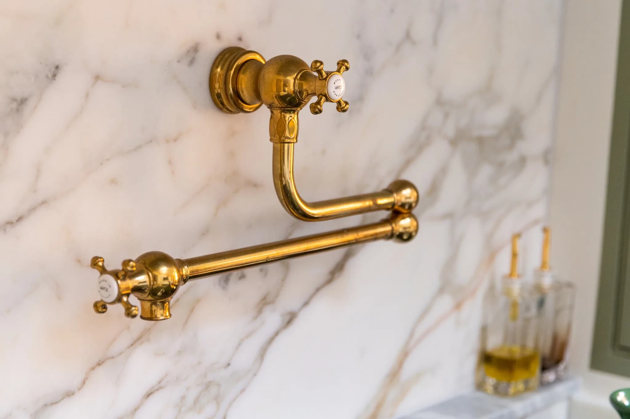 traditional-shaker-bespoke-handmade-kitchen-brunswick-quay-london-handmade-kitchen-company (57)