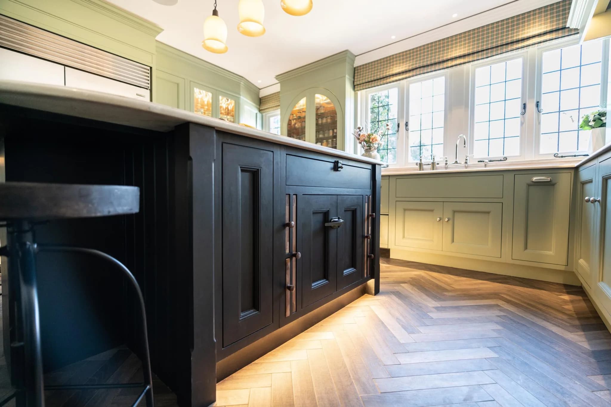 traditional-shaker-kitchen-woldingham-surrey-handmade-kitchen-co-essex (11)