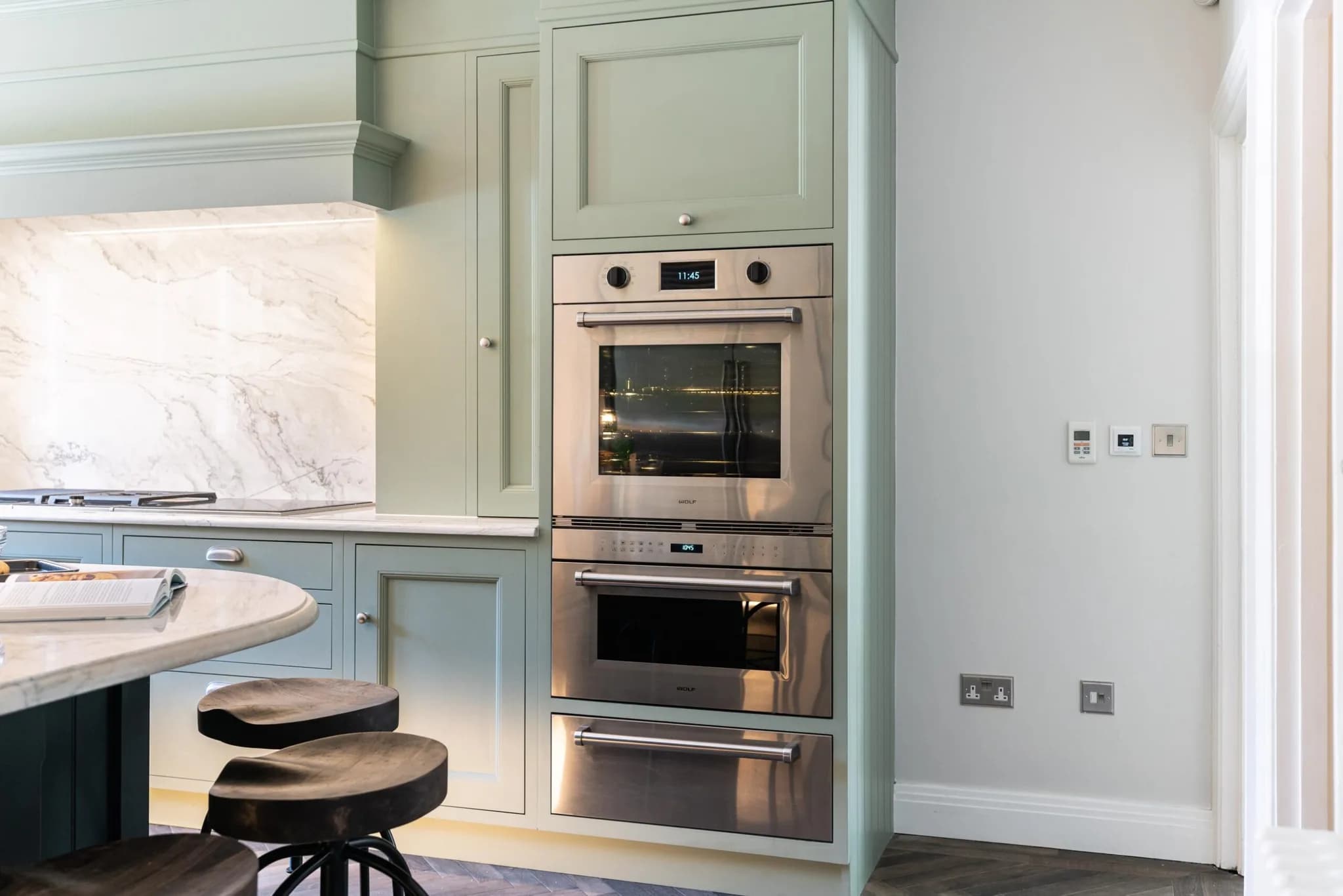 traditional-shaker-kitchen-woldingham-surrey-handmade-kitchen-co-essex (25)