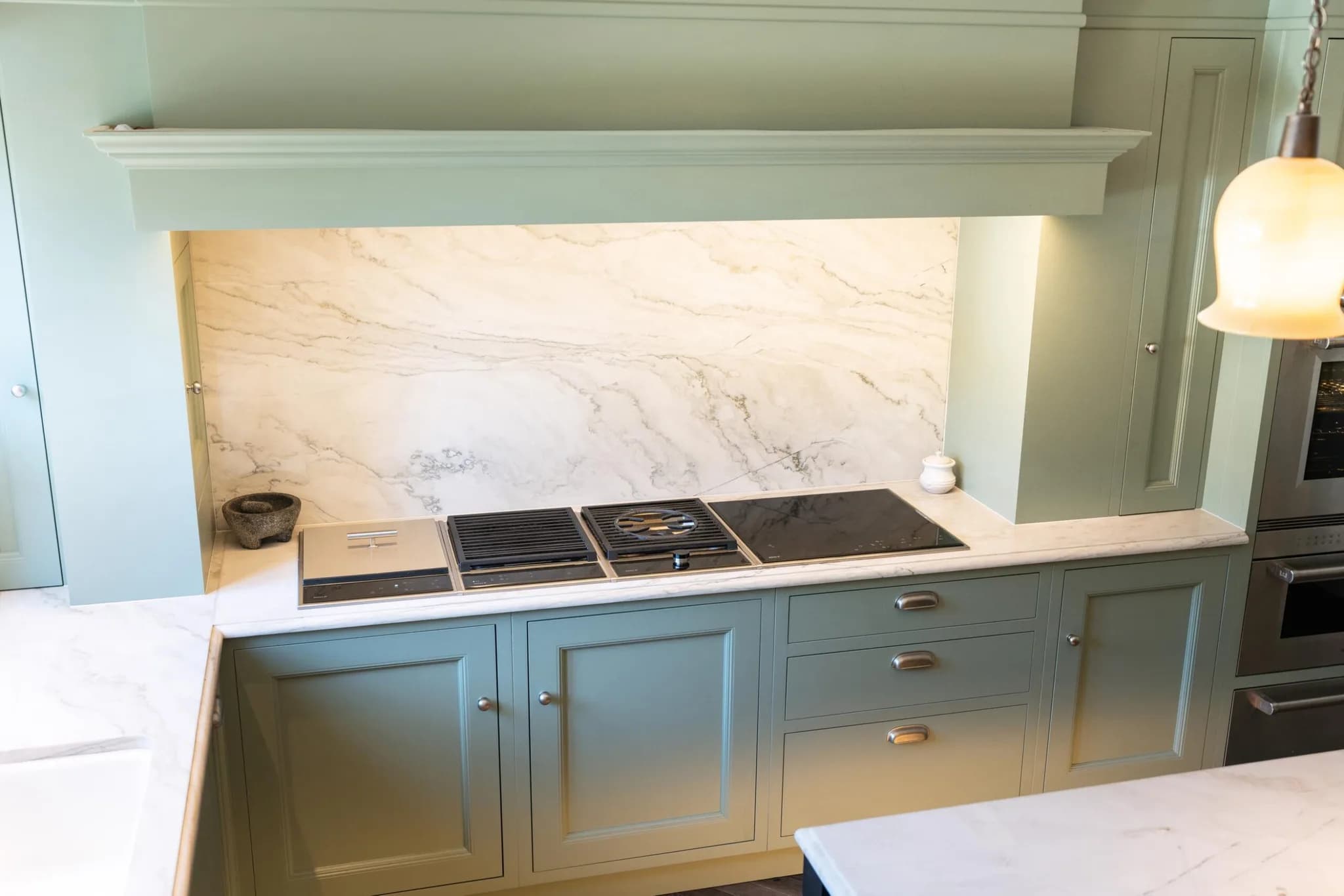 traditional-shaker-kitchen-woldingham-surrey-handmade-kitchen-co-essex (28)