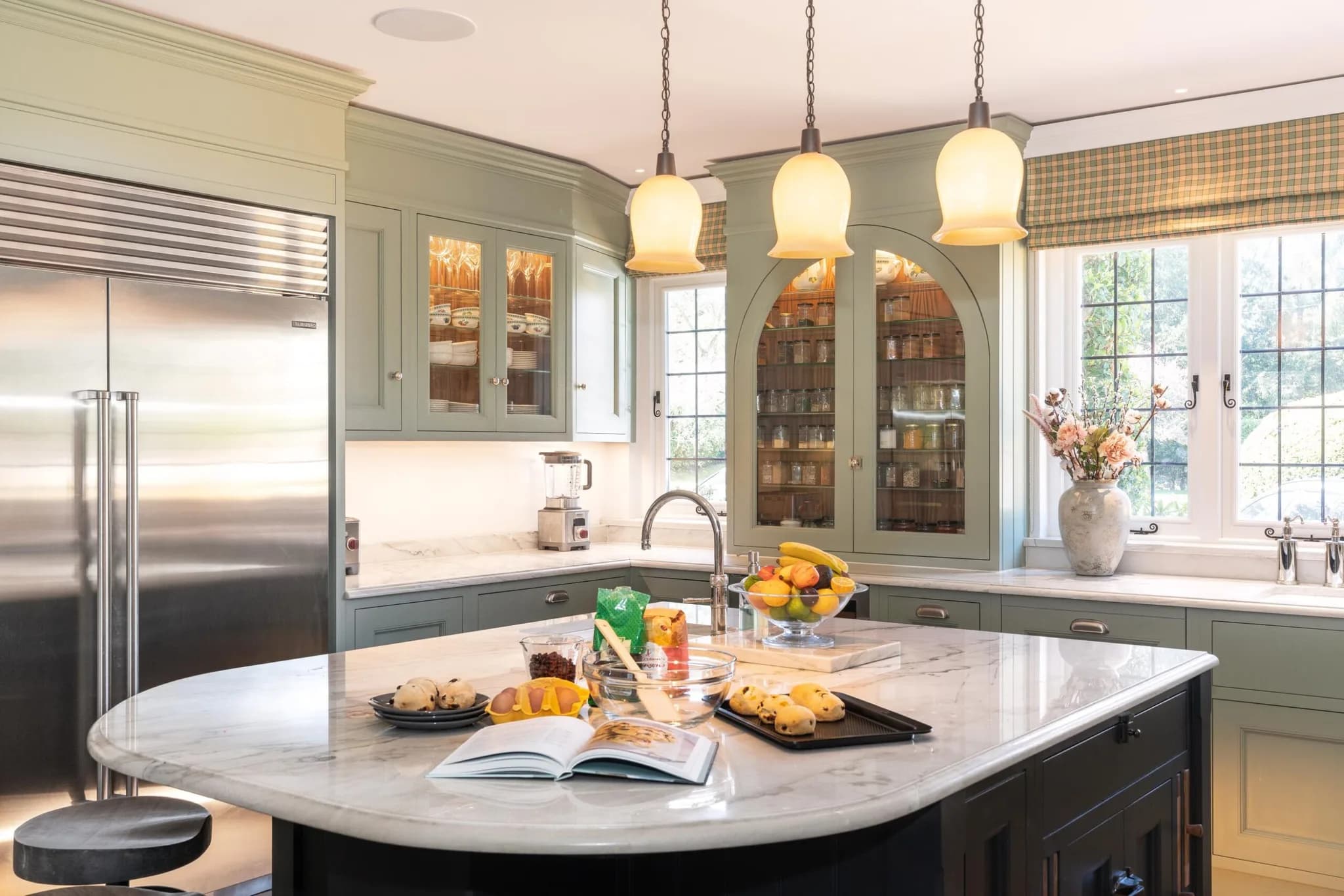traditional-shaker-kitchen-woldingham-surrey-handmade-kitchen-co-essex (6)