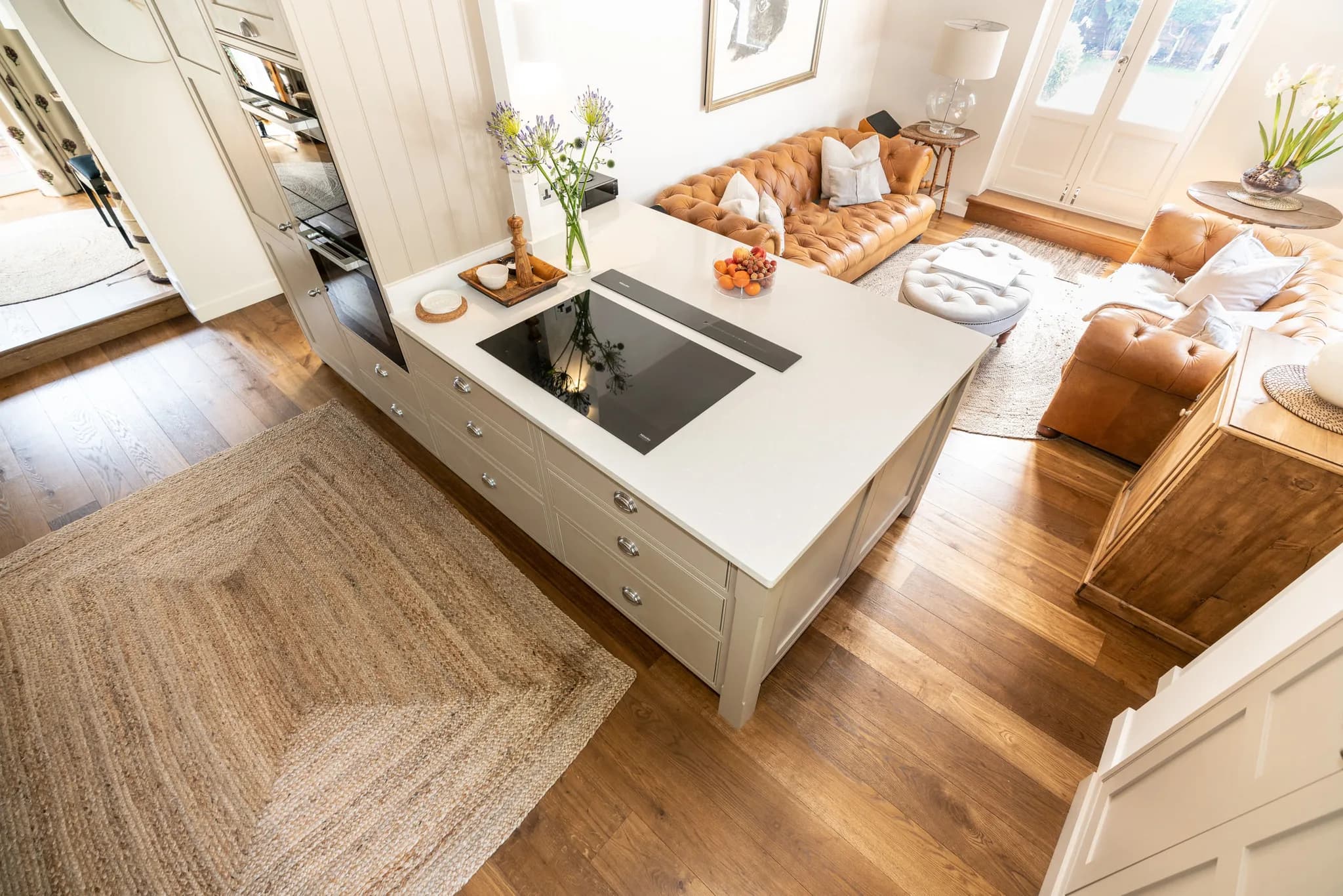 warm-neutral-classic-shaker-bishops-stortford-nicholas-bridger-handmade-kitchen-company-18