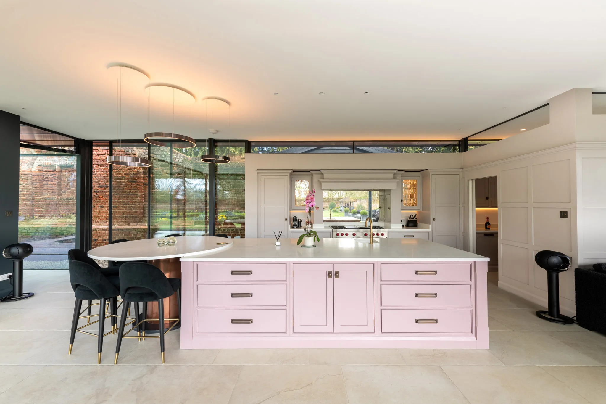 Classic-in-frame-shaker-style-kitchen-little-hadham-handmade-kitchen-company (1)-2