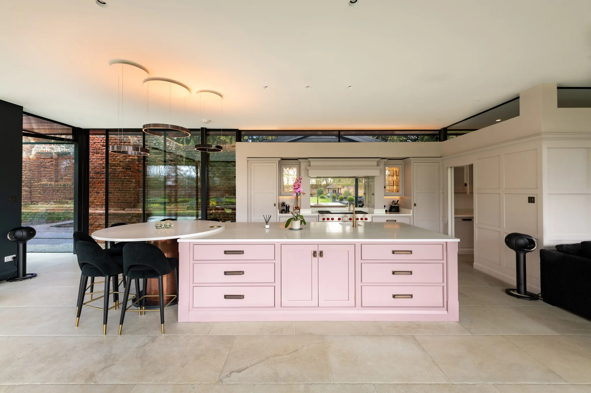 Classic-in-frame-shaker-style-kitchen-little-hadham-handmade-kitchen-company (1 (4)-2