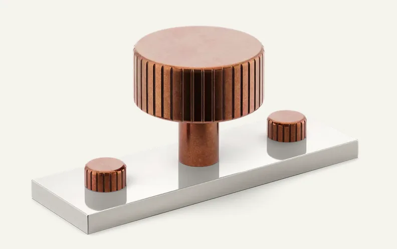 MIX-straight-knurled-cabinet-knob-Backplate-Armac-Martin-handmade-kitchen-company