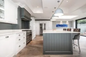 bespoke in frame shaker kitchen handmade kitchen company 29 300x200