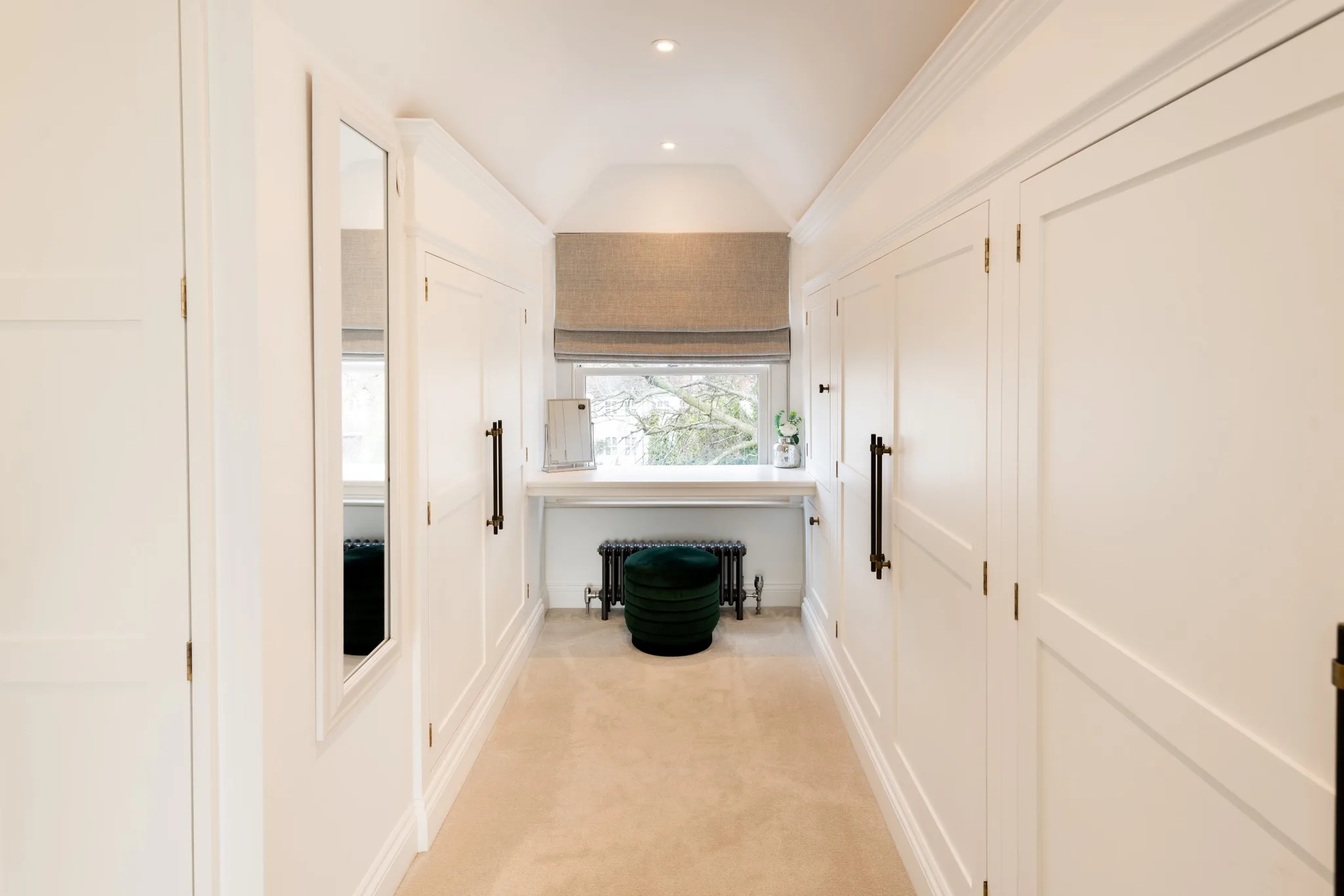 classic-in-frame-shaker-dressing-room-chelmsford-handmade-kitchen-company (3)