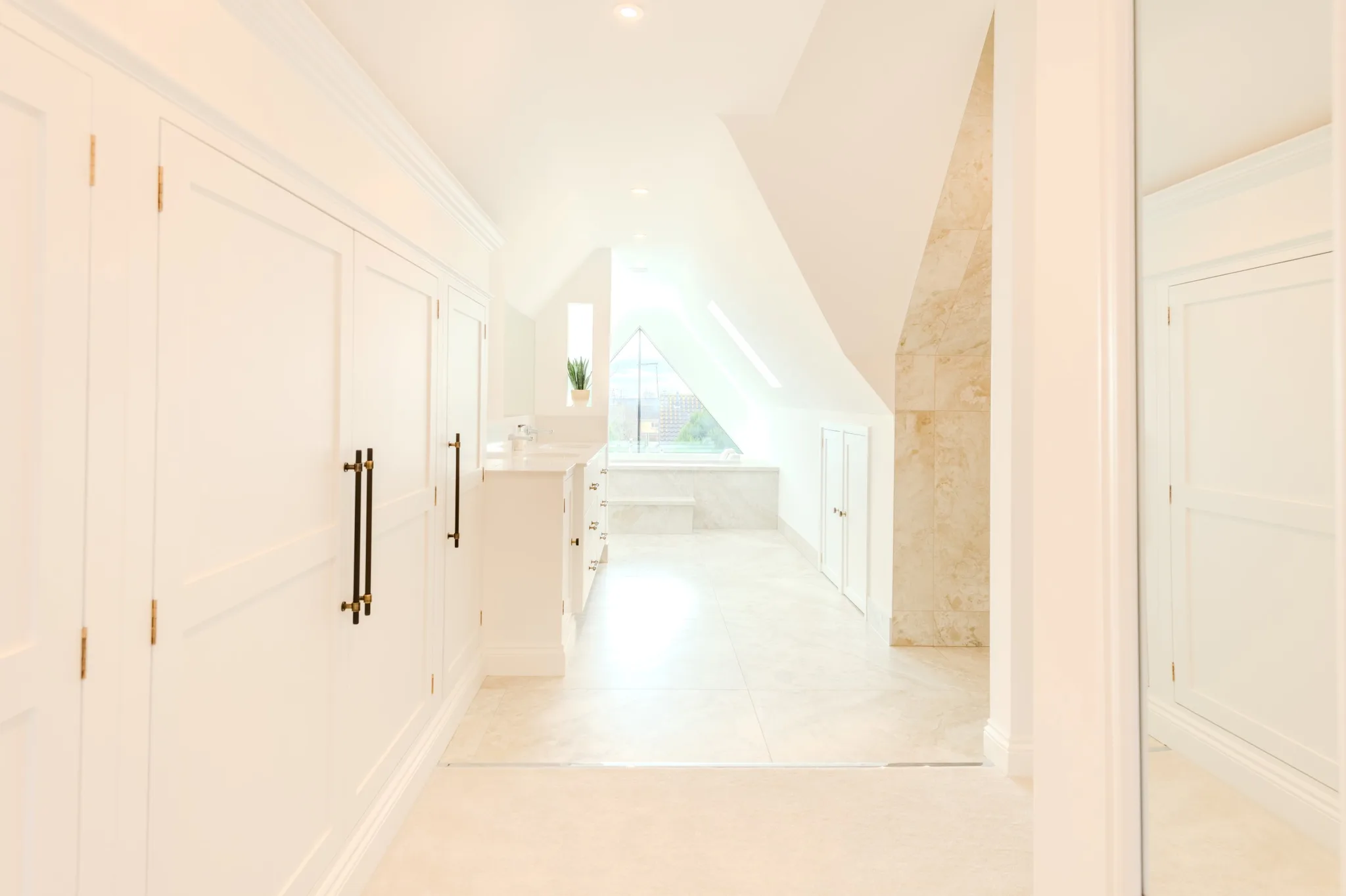 classic-in-frame-shaker-dressing-room-chelmsford-handmade-kitchen-company (4)