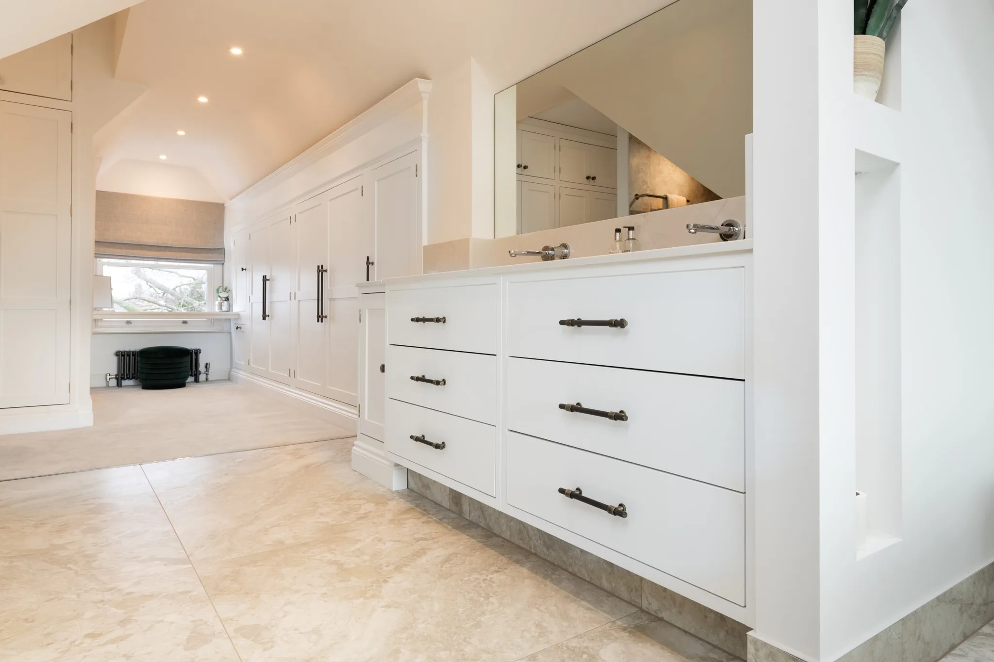 classic-in-frame-shaker-dressing-room-chelmsford-handmade-kitchen-company (6)