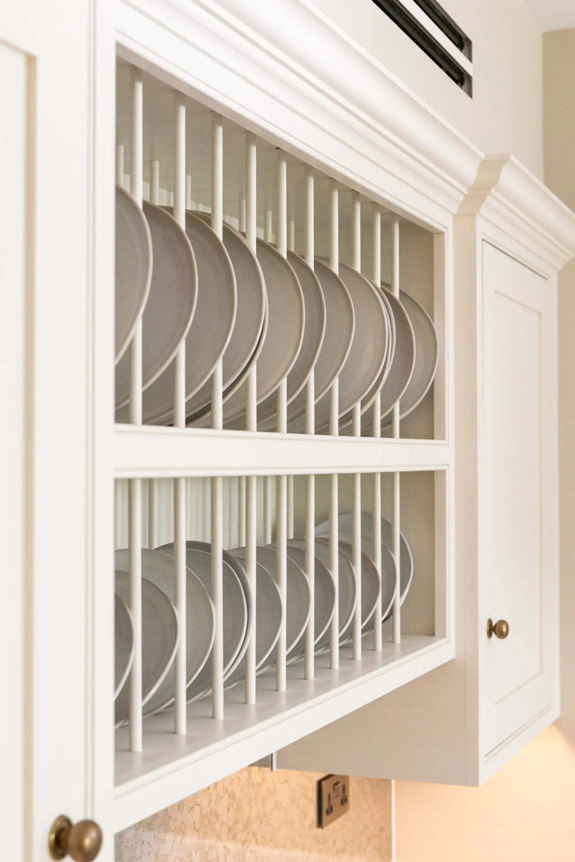 classic-in-frame-shaker-kitchen-cuffley-handmade-kitchen-company (16)