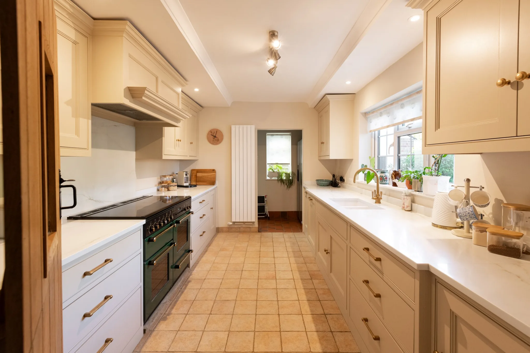 classic-in-frame-shaker-style-modern-bead-stansted-handmade-kitchen-company (37)