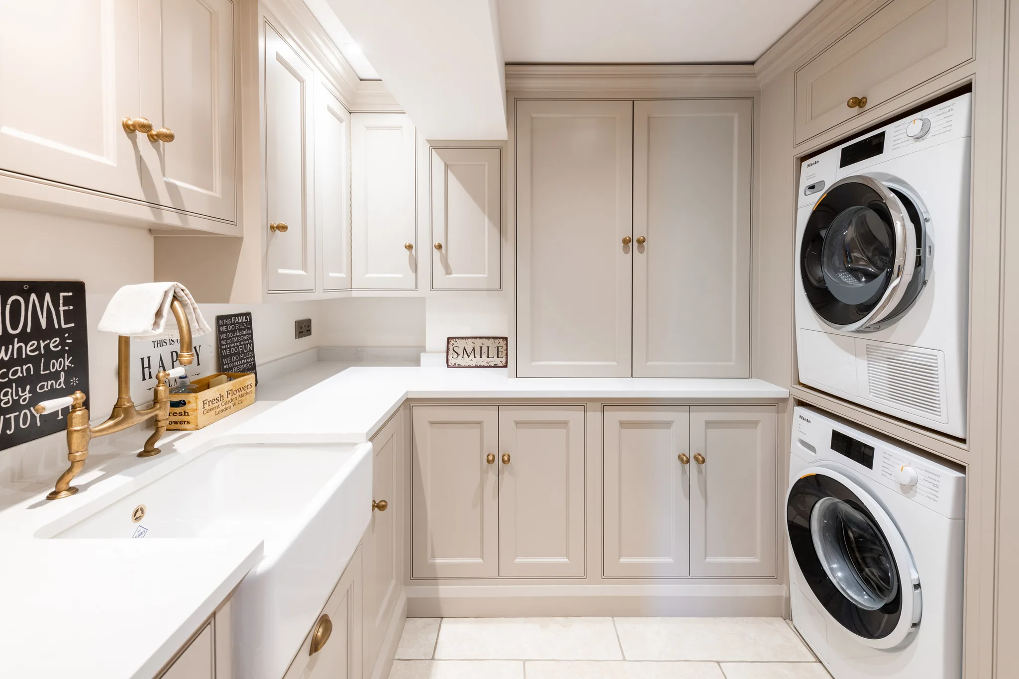 classic-in-frame-shaker-utility-nazeing-handmade-kitchen-company (5)