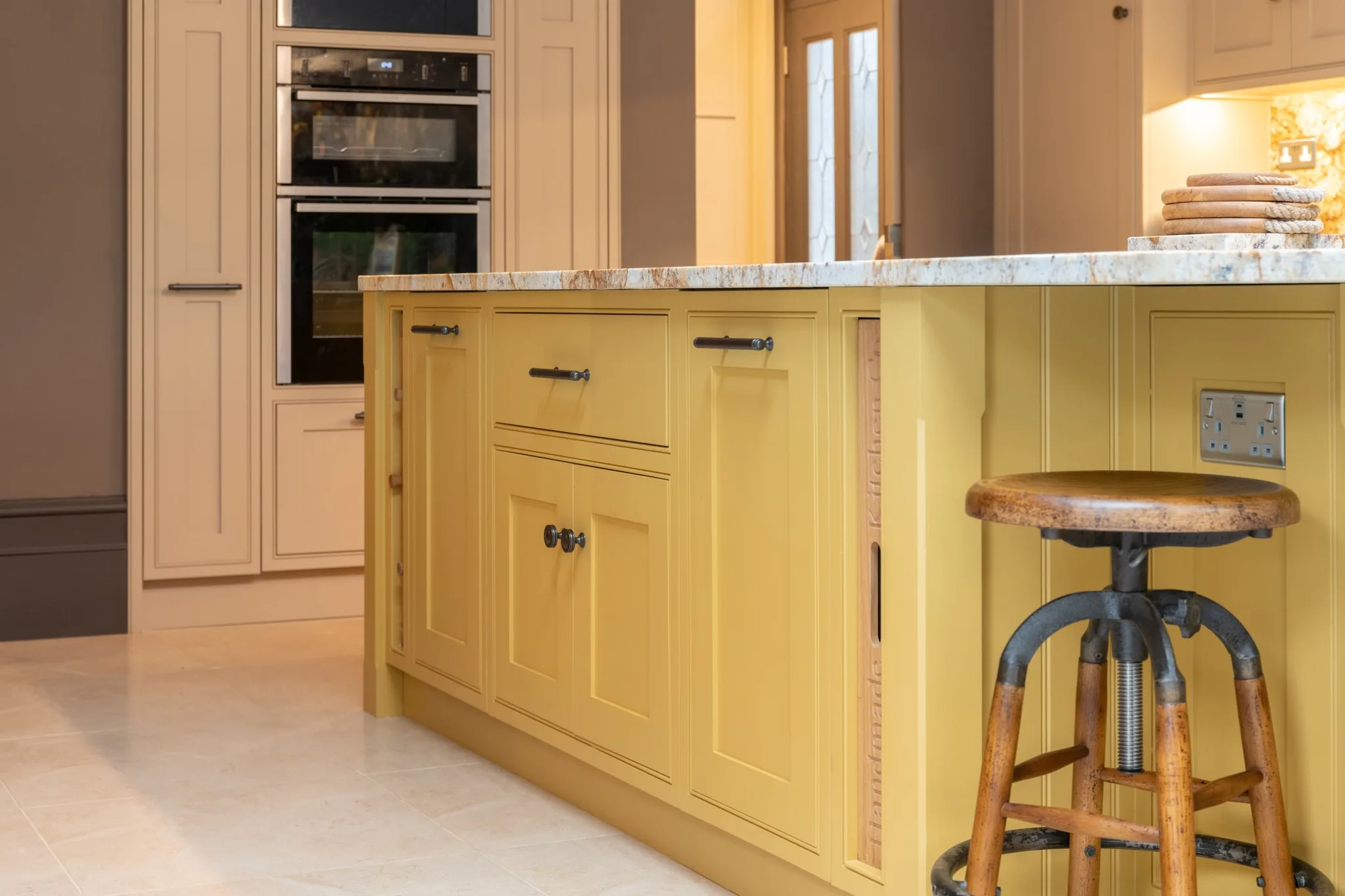 classic-inframe-shaker-kitchen-wanstead-handmade-kitchen-company-essex (19)