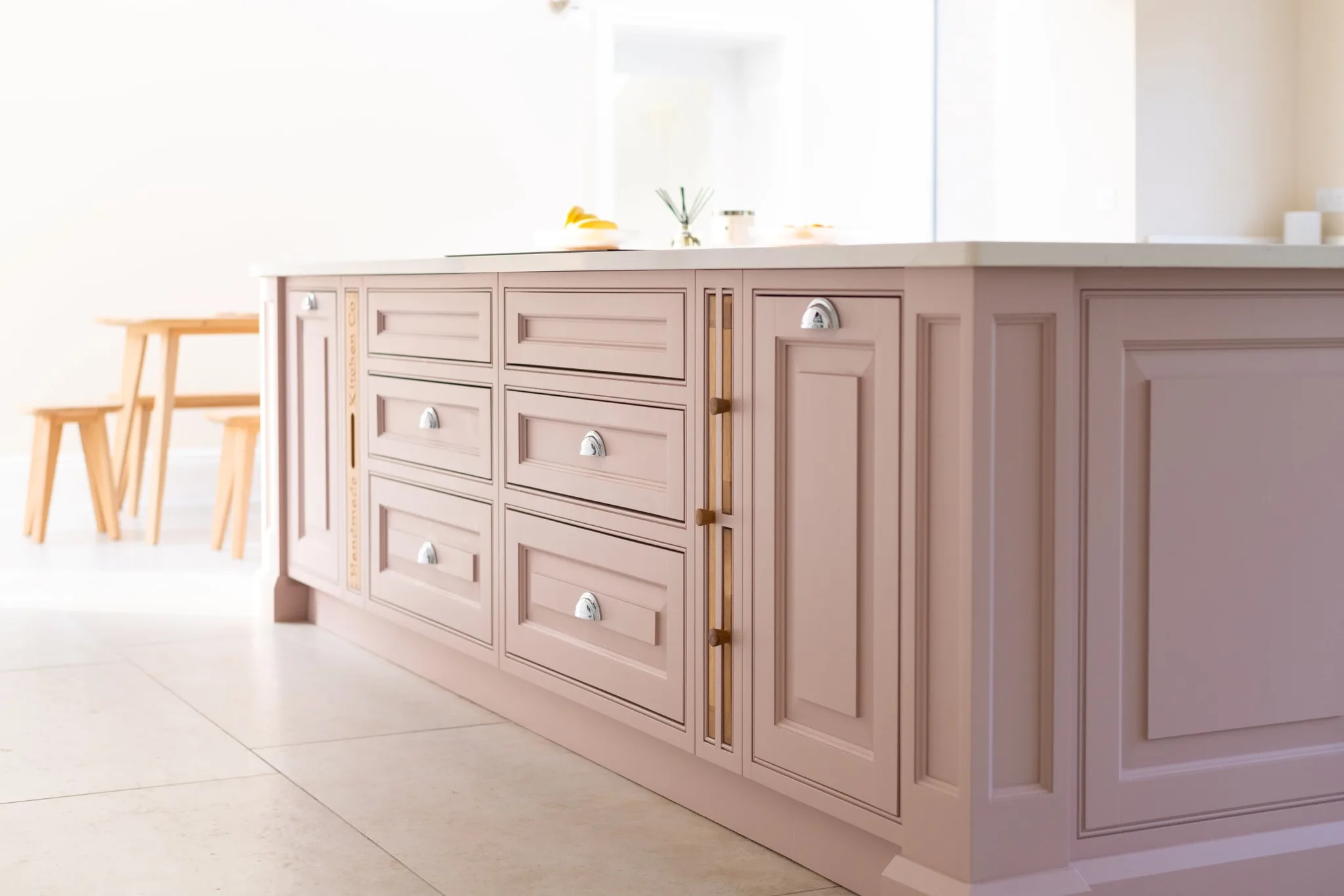 classic-raised-shaker-style-sandy-handmade-kitchen-company (30)