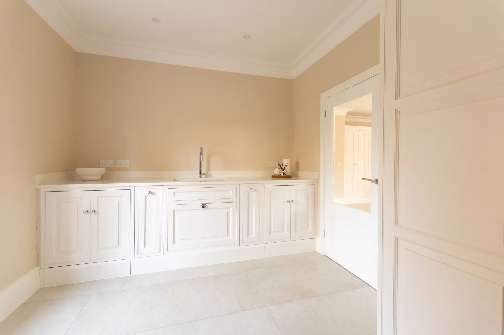 classic-raised-shaker-style-sandy-handmade-kitchen-company (57)