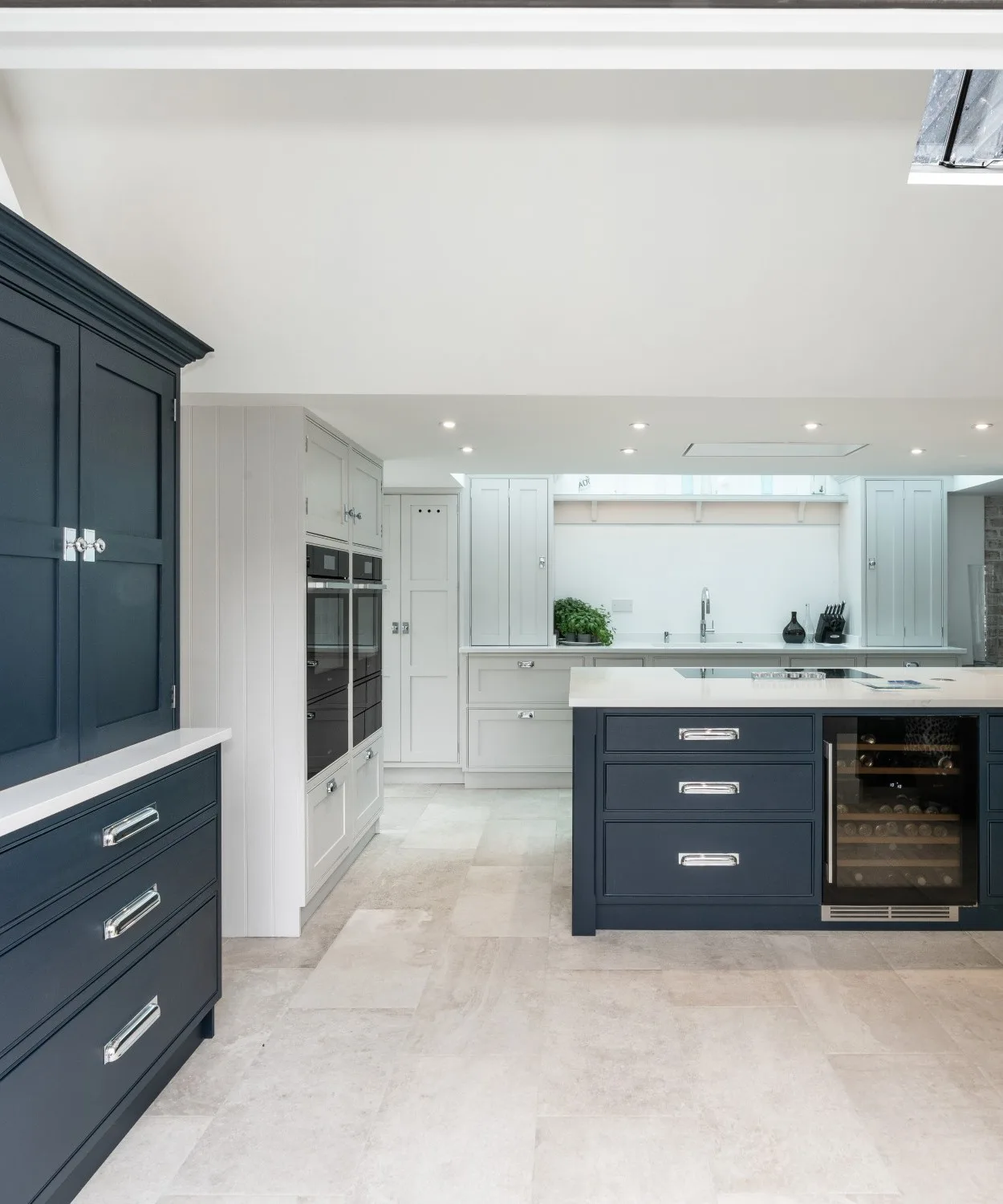 classic-shaker-hatfield-broad-oak-scaled