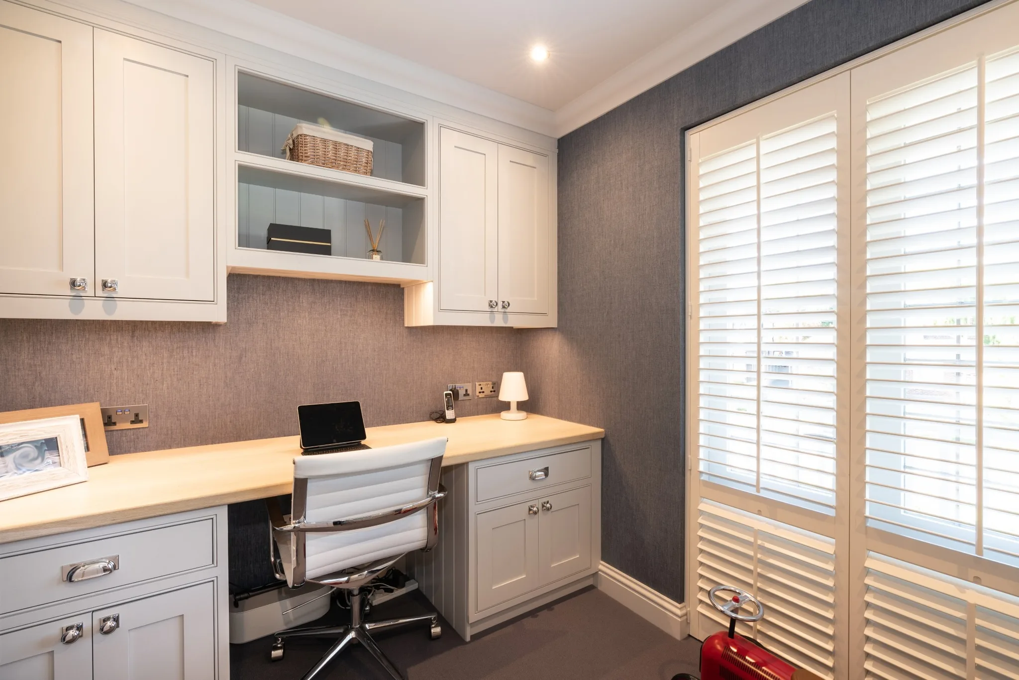 classic-shaker-home-office-hadley-wood-nb-handmade-kitchen-company (3)
