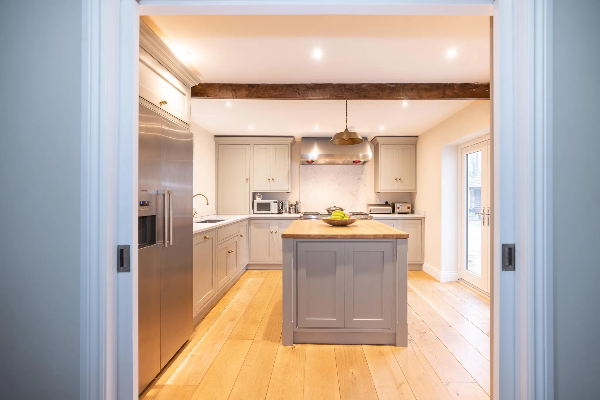 classic shaker kitchen pleshey chelmsford nb handmade kitchen company 1 2624x1750 1