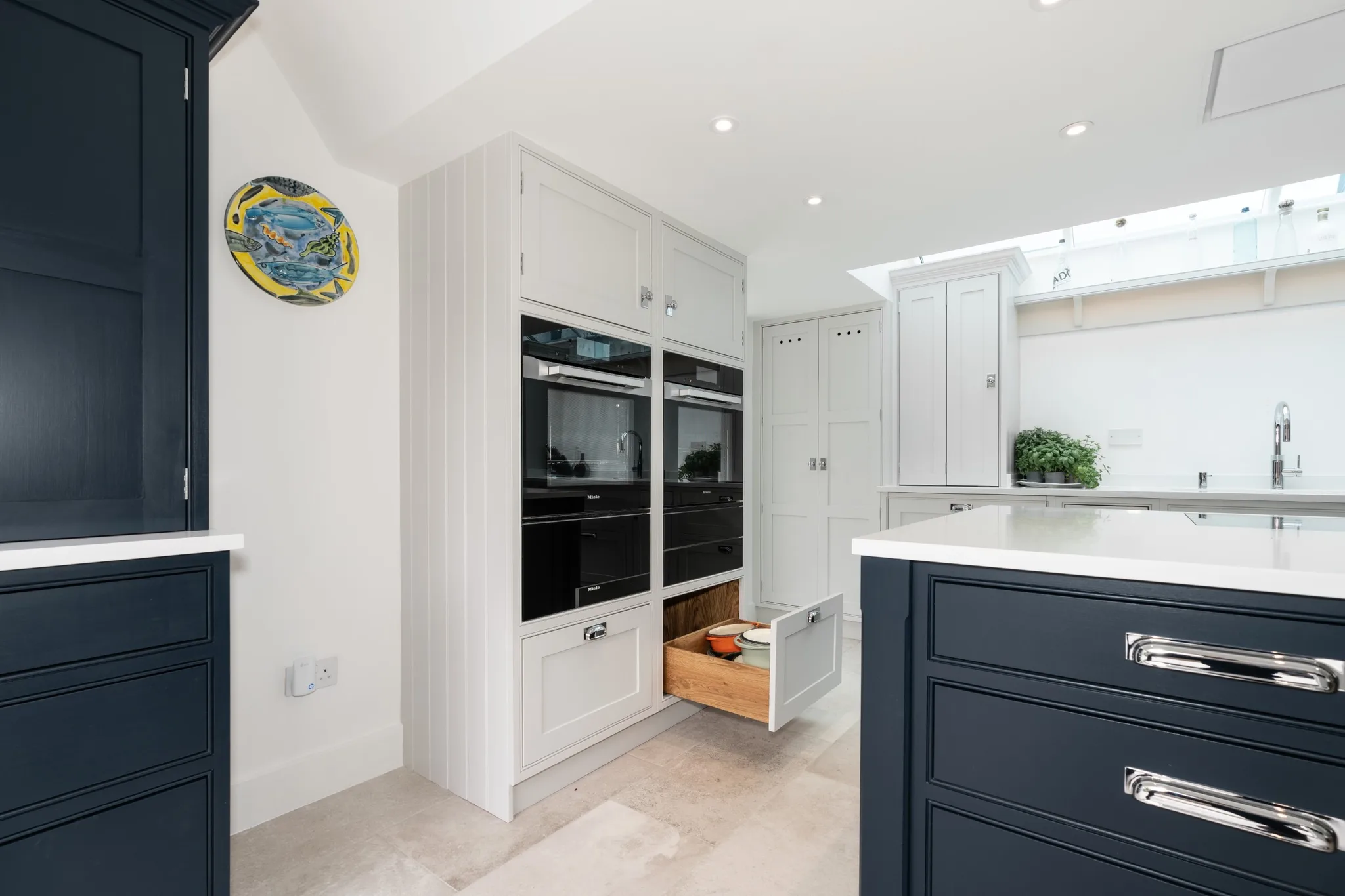 classic-shaker-style-kitchen-58-hatfield-broad-oak-handmade-kitchen-co-essex (11) (Custom)