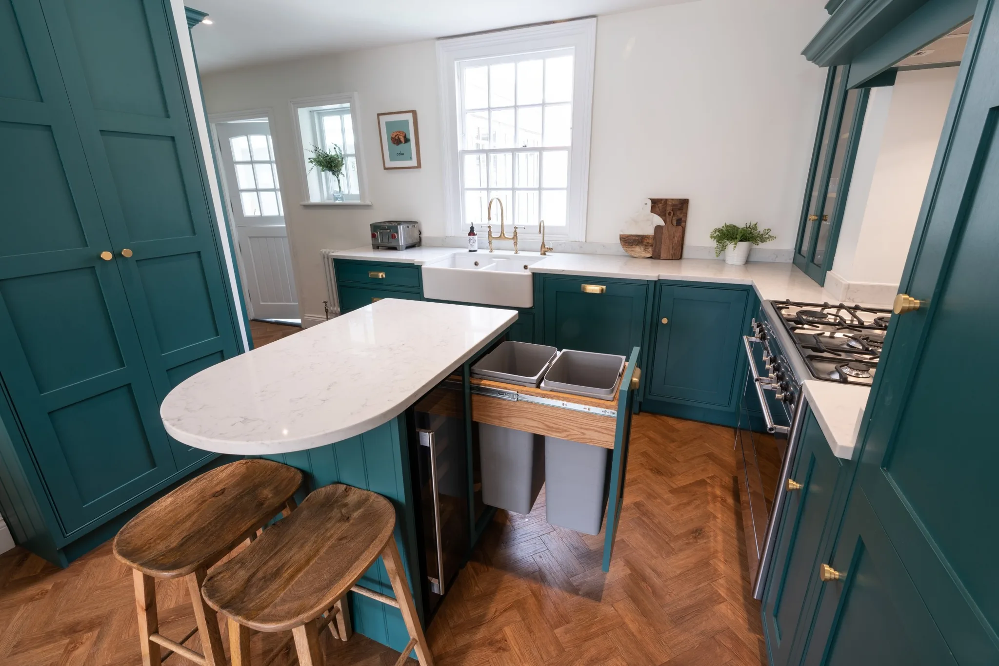 green-classic-shaker-style-kitchen-bishops-stortford-handmade-kitchen-company-essex (2)
