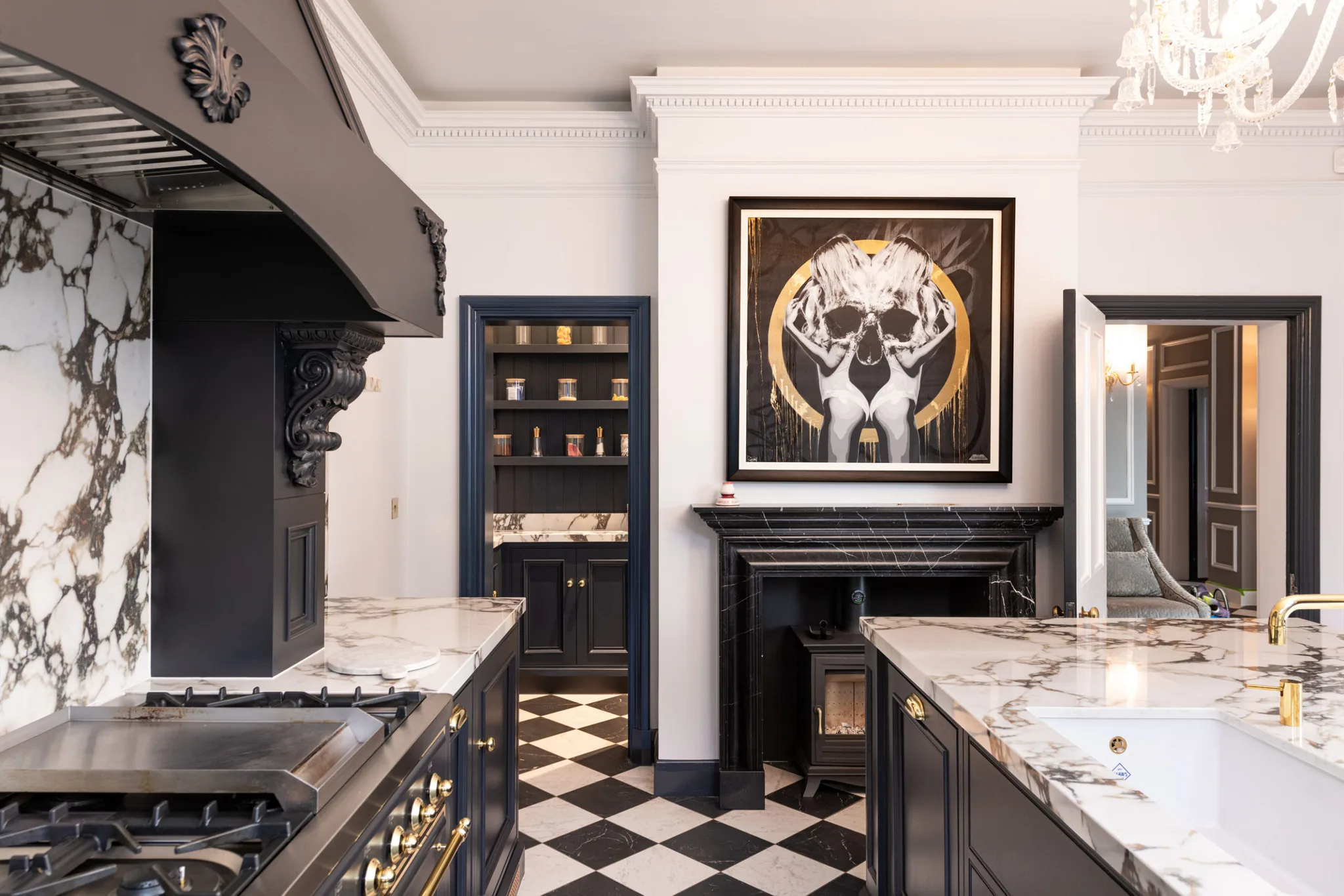 luxury-moulded-in-frame-beaded-panel-shaker-kitchen-sawbridgeworth-handmade-kitchen-company (40)
